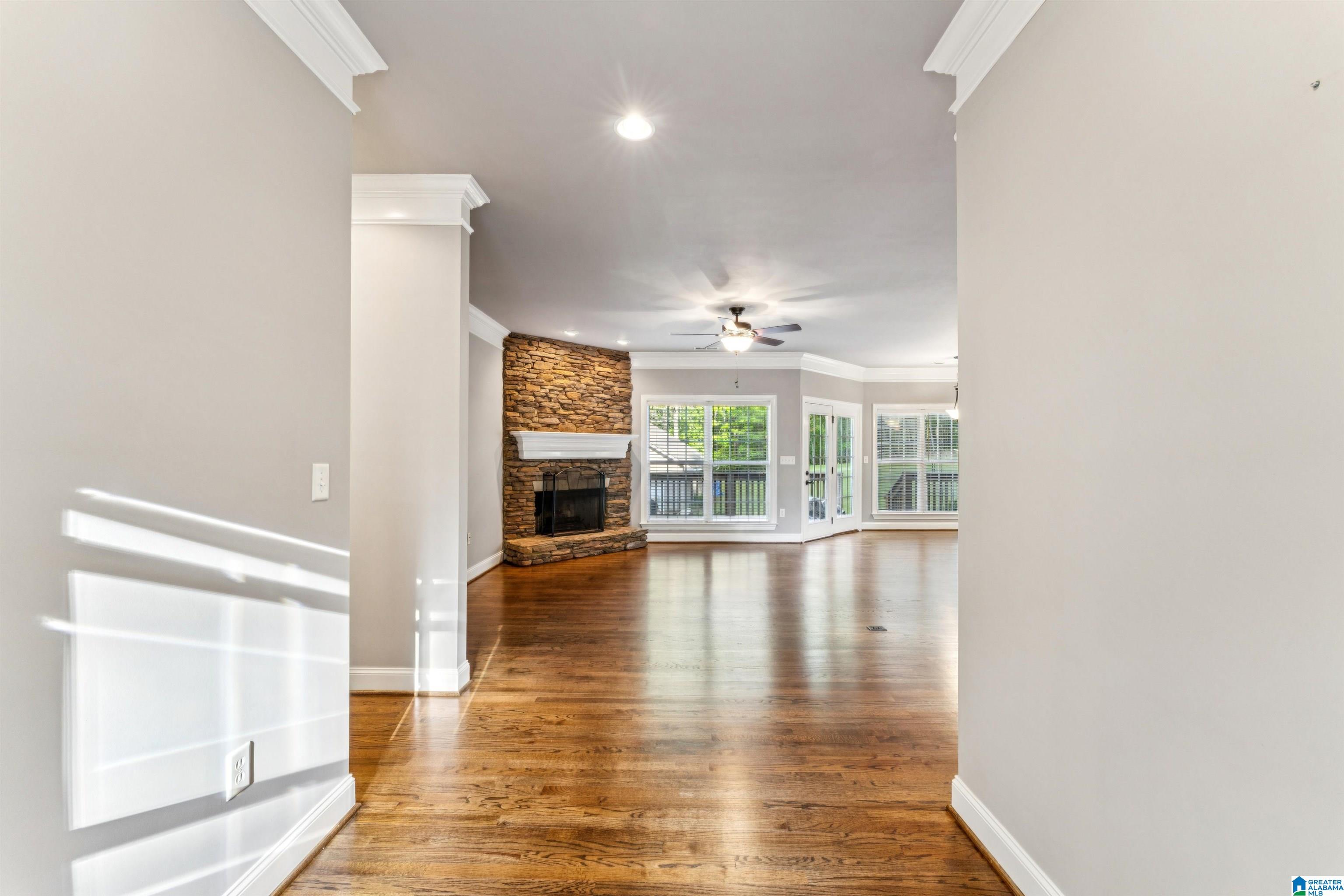 910 TWIN BLUFFS DRIVE