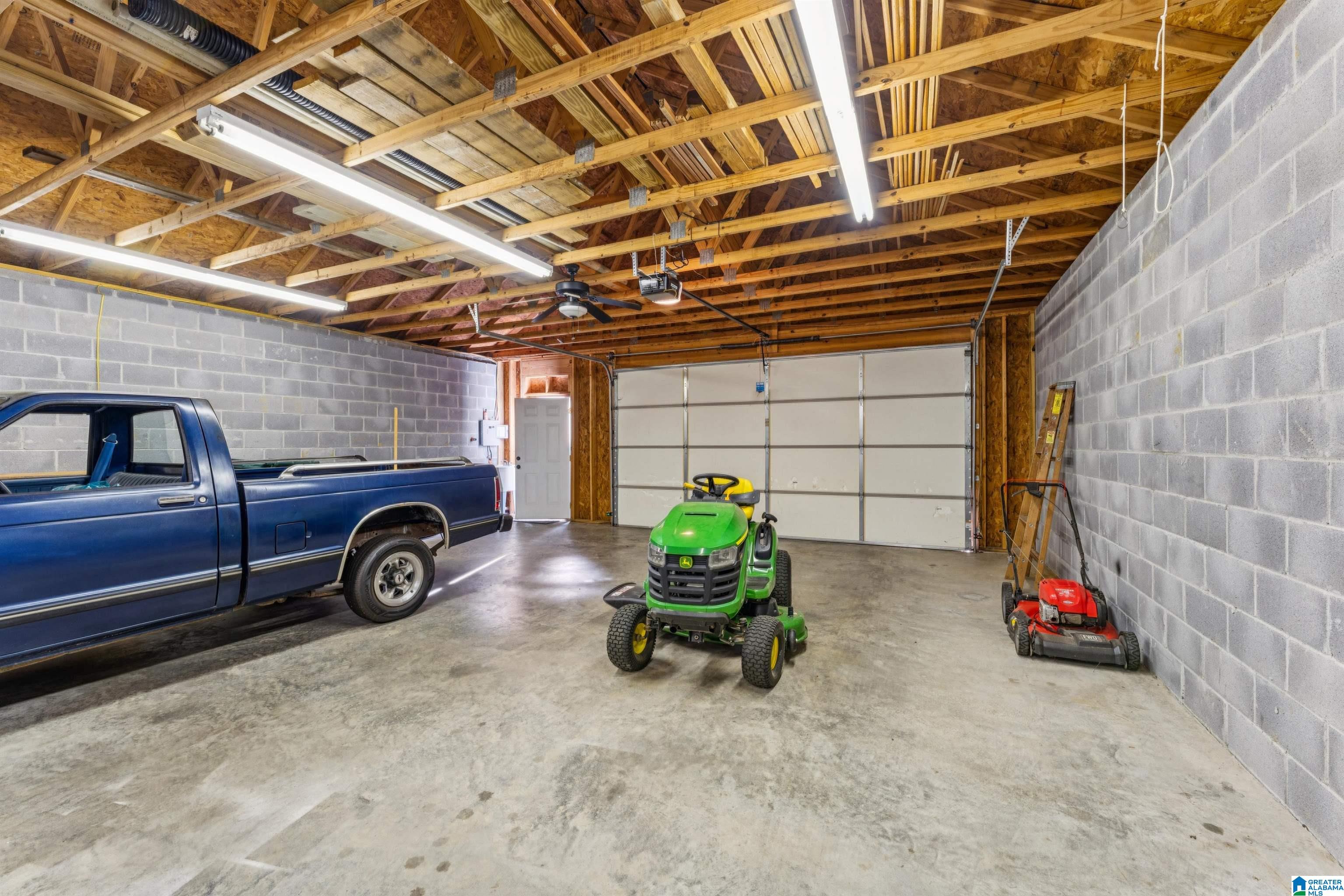 910 TWIN BLUFFS DRIVE