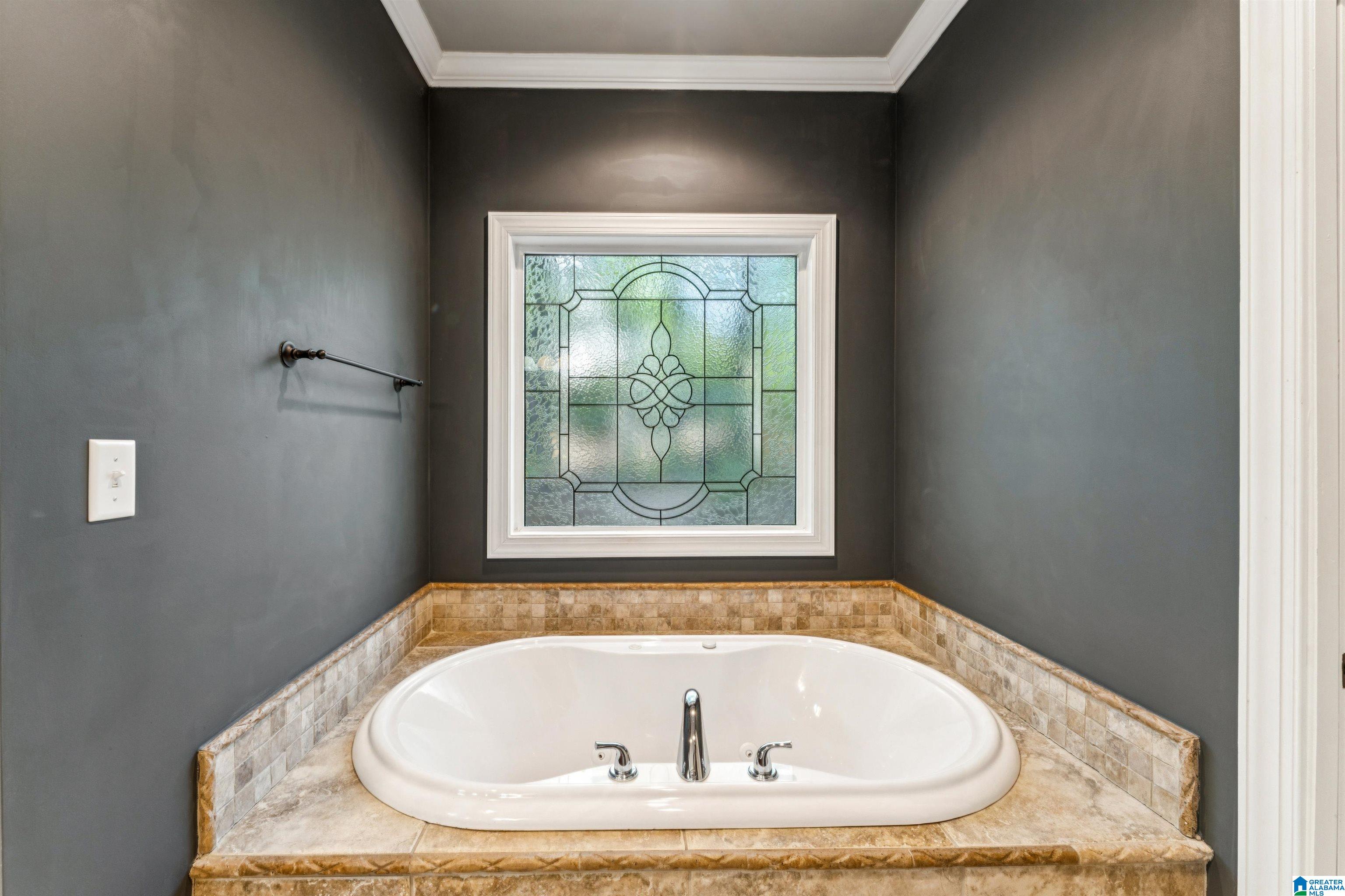 910 TWIN BLUFFS DRIVE