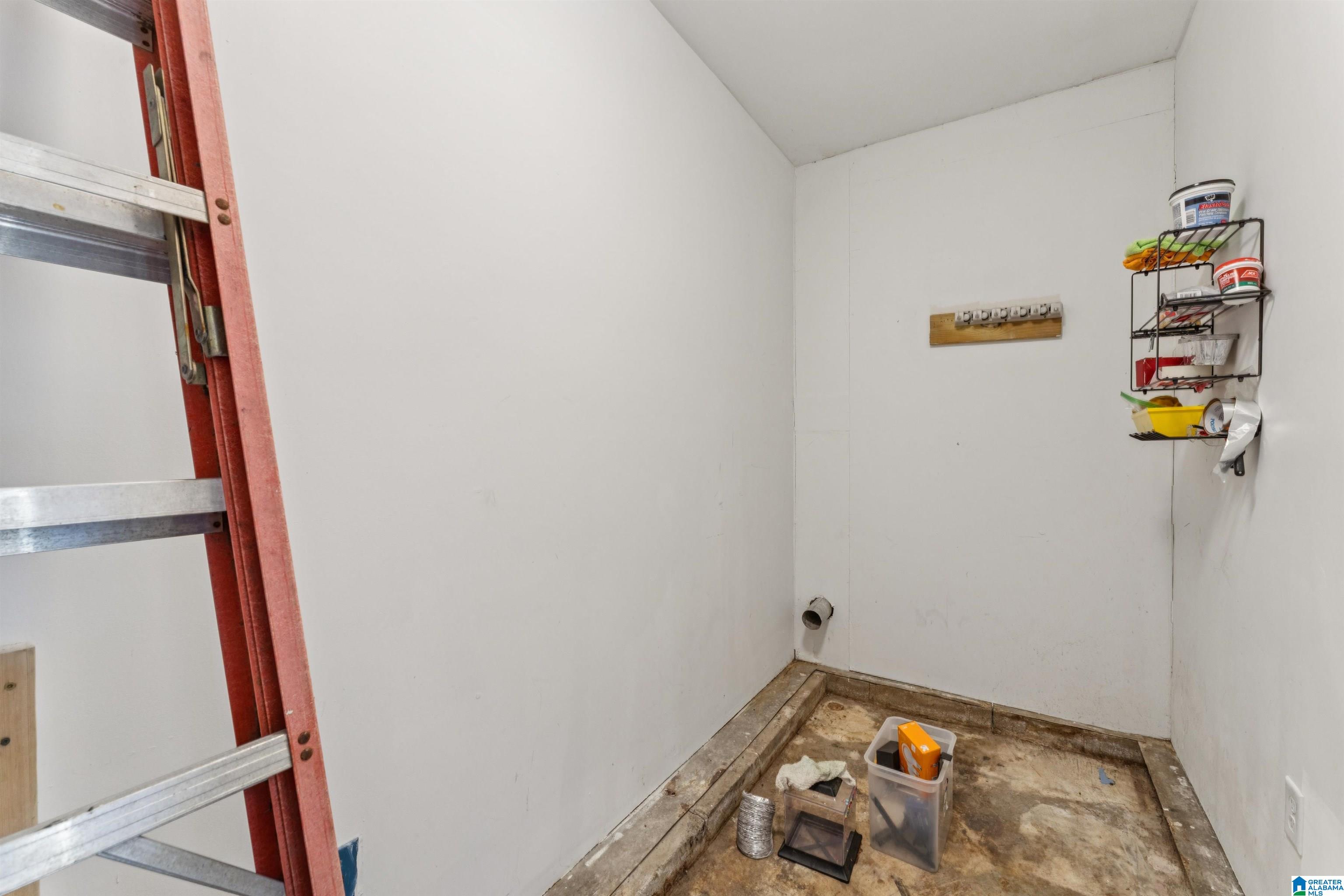 1282 KATHERINE STREET