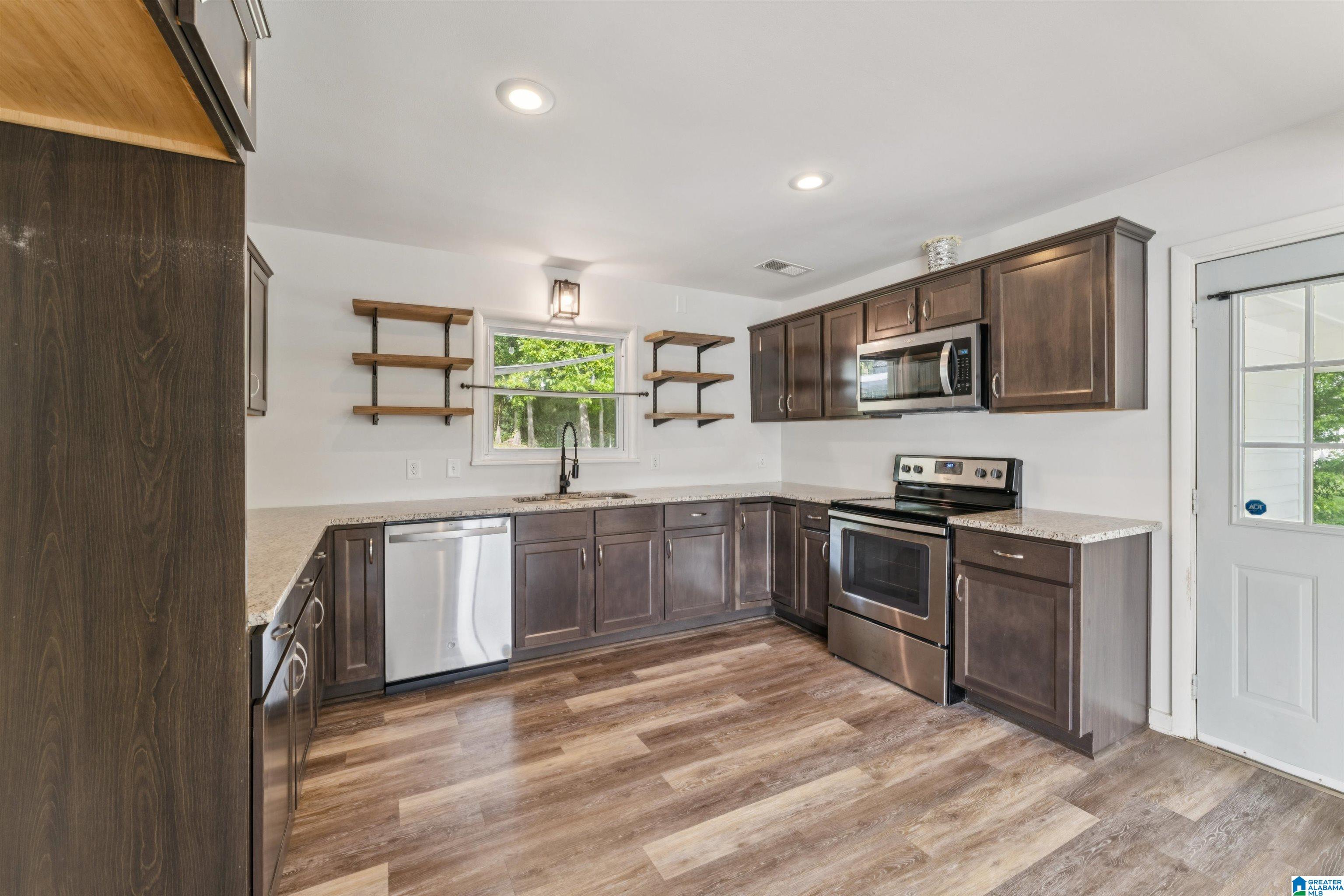 1282 KATHERINE STREET