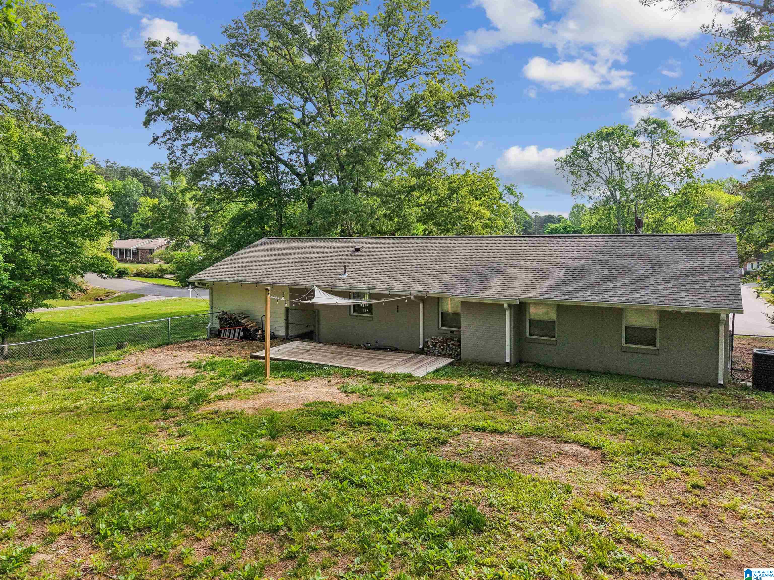 1282 KATHERINE STREET