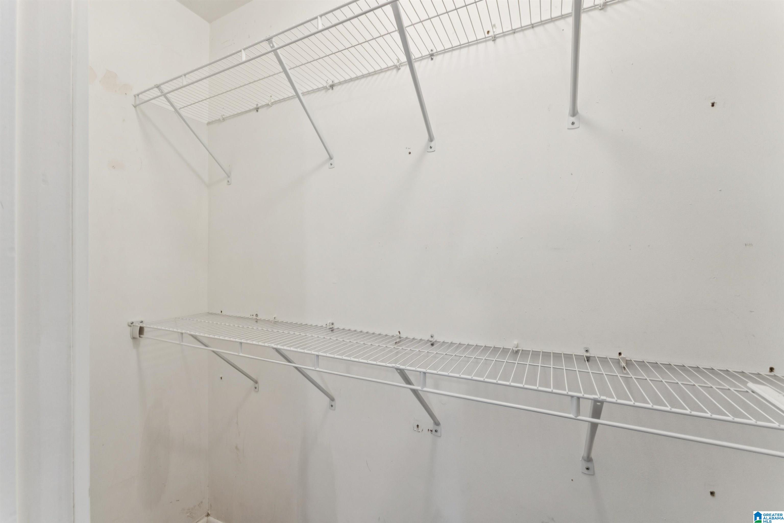 1282 KATHERINE STREET