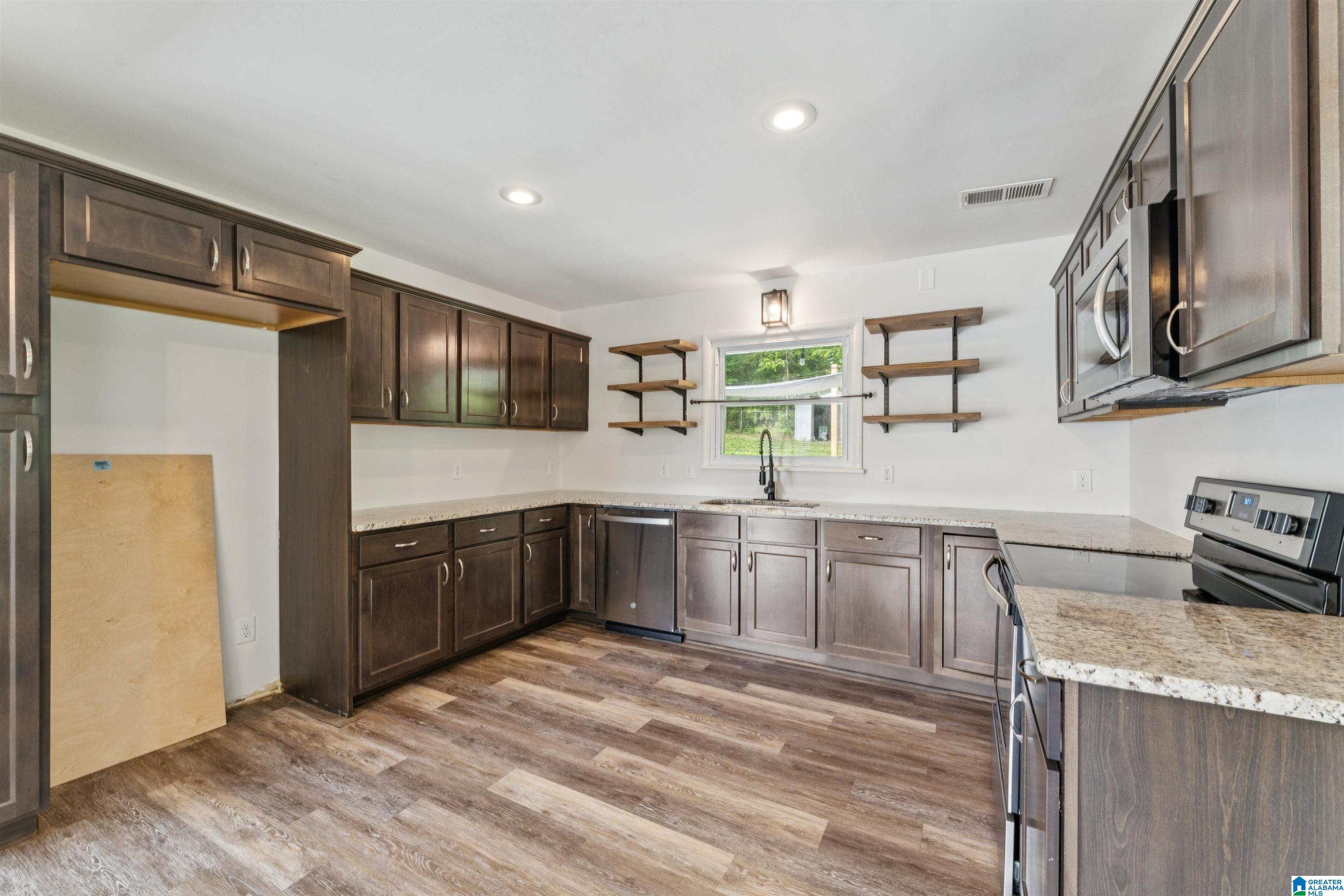 1282 KATHERINE STREET