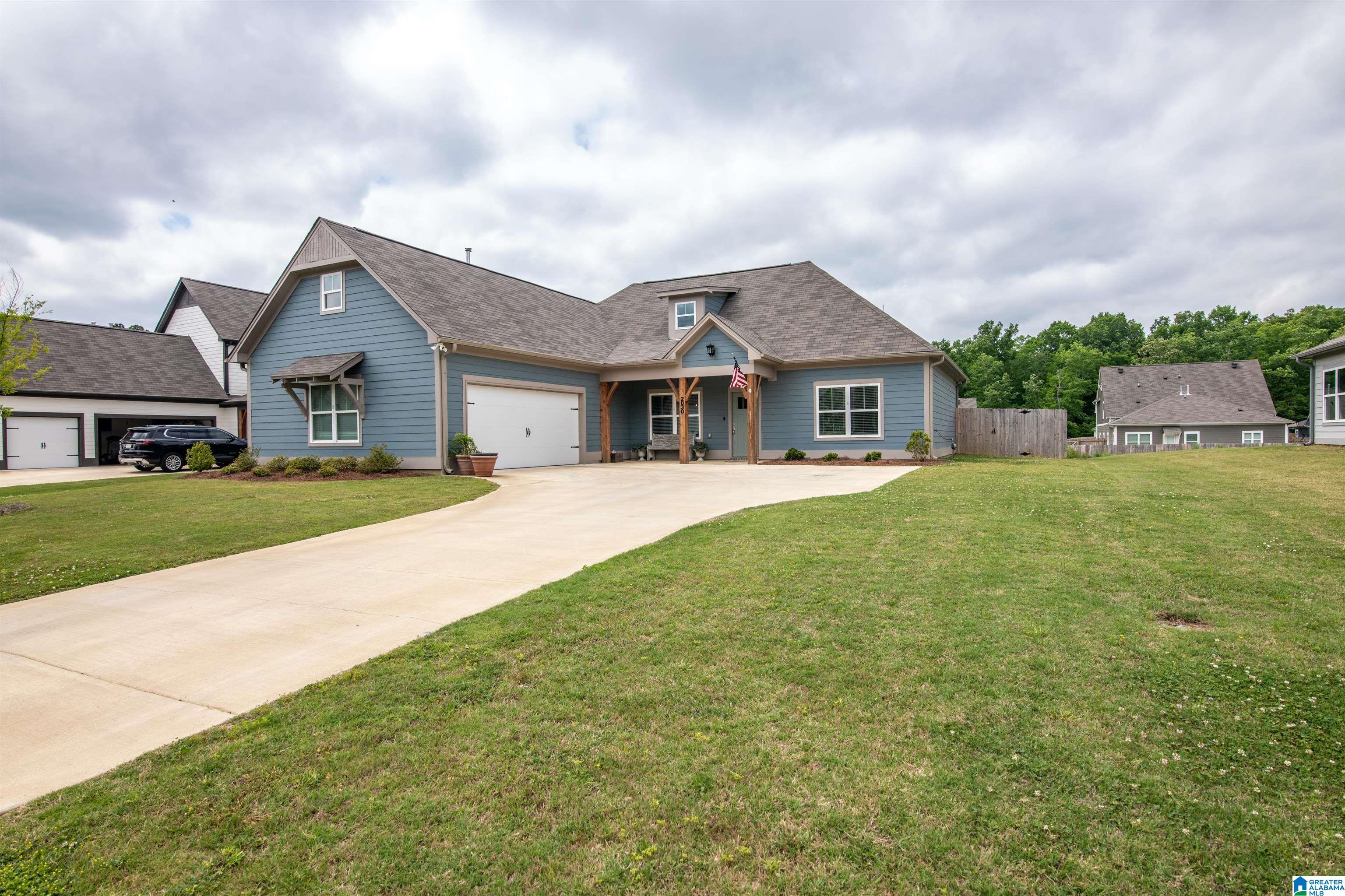 2030 BAXTER AVENUE