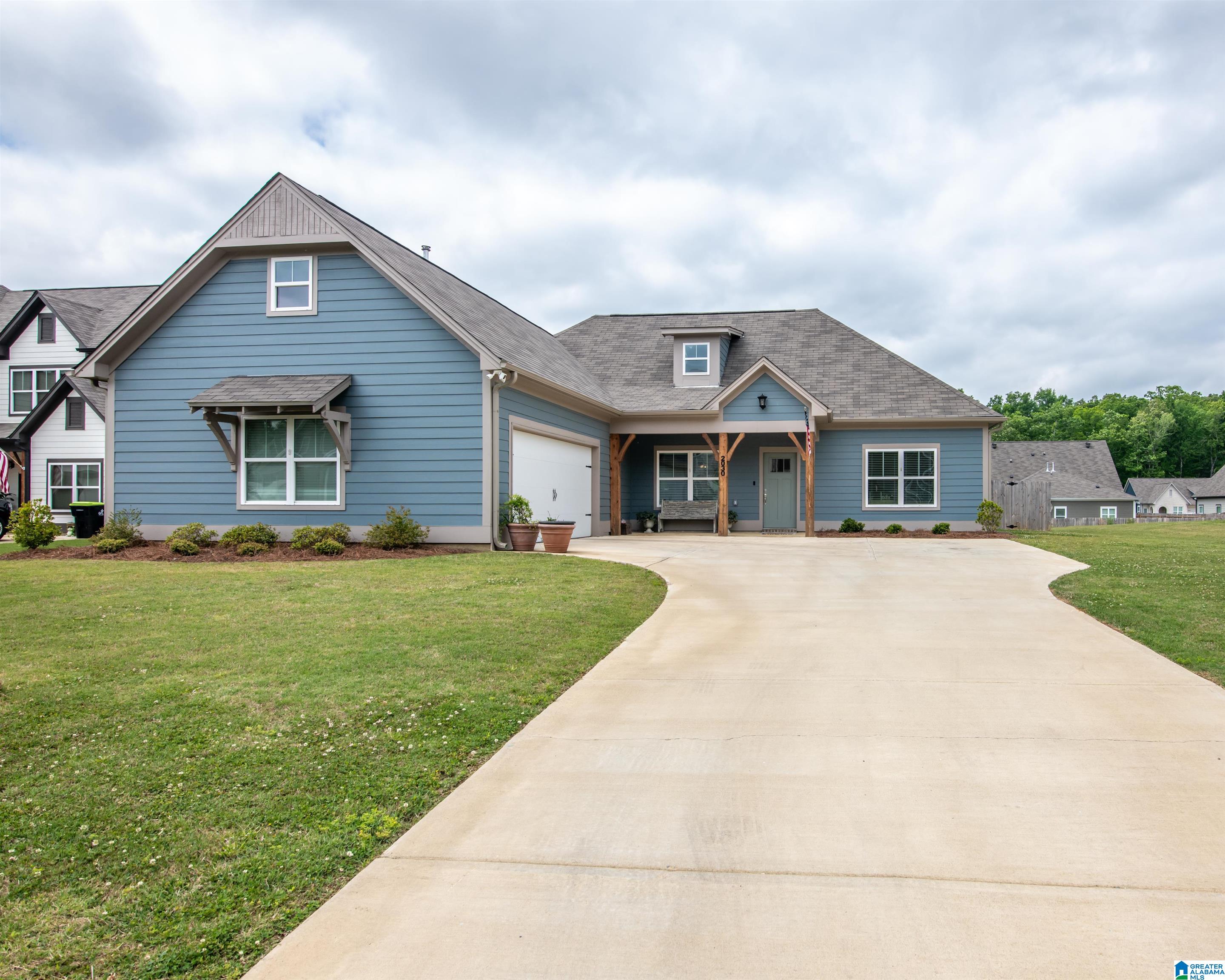 2030 BAXTER AVENUE