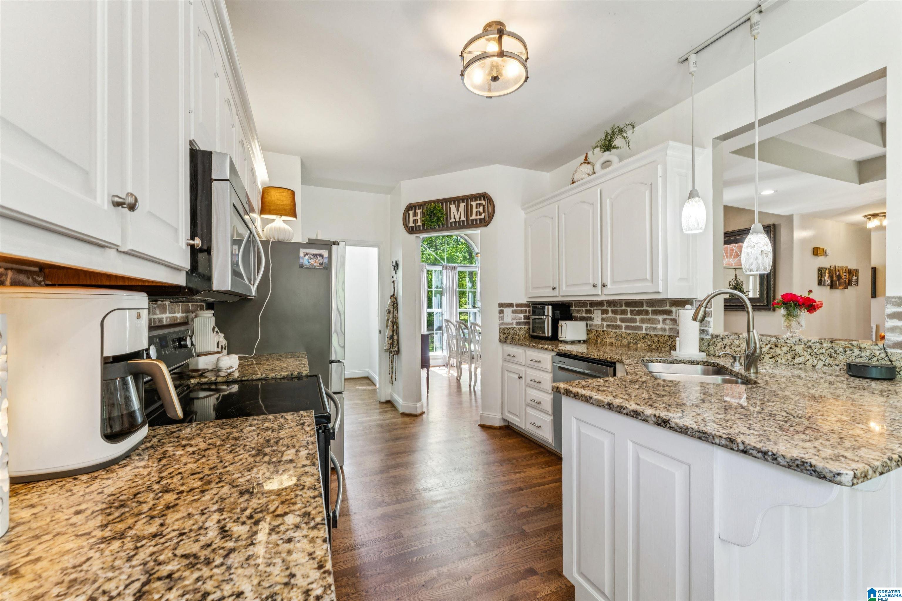 706 OAK VALLEY ROAD