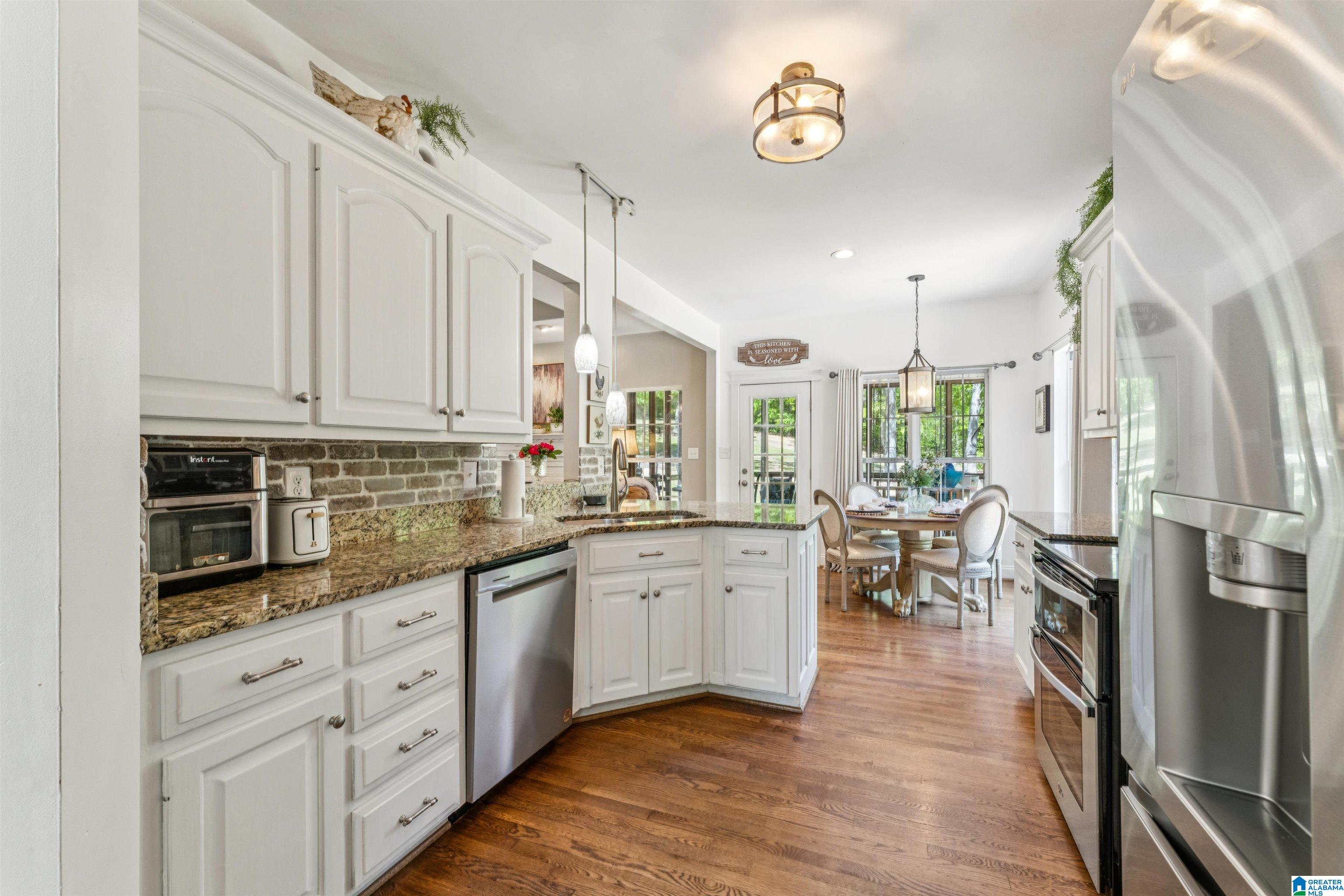 706 OAK VALLEY ROAD