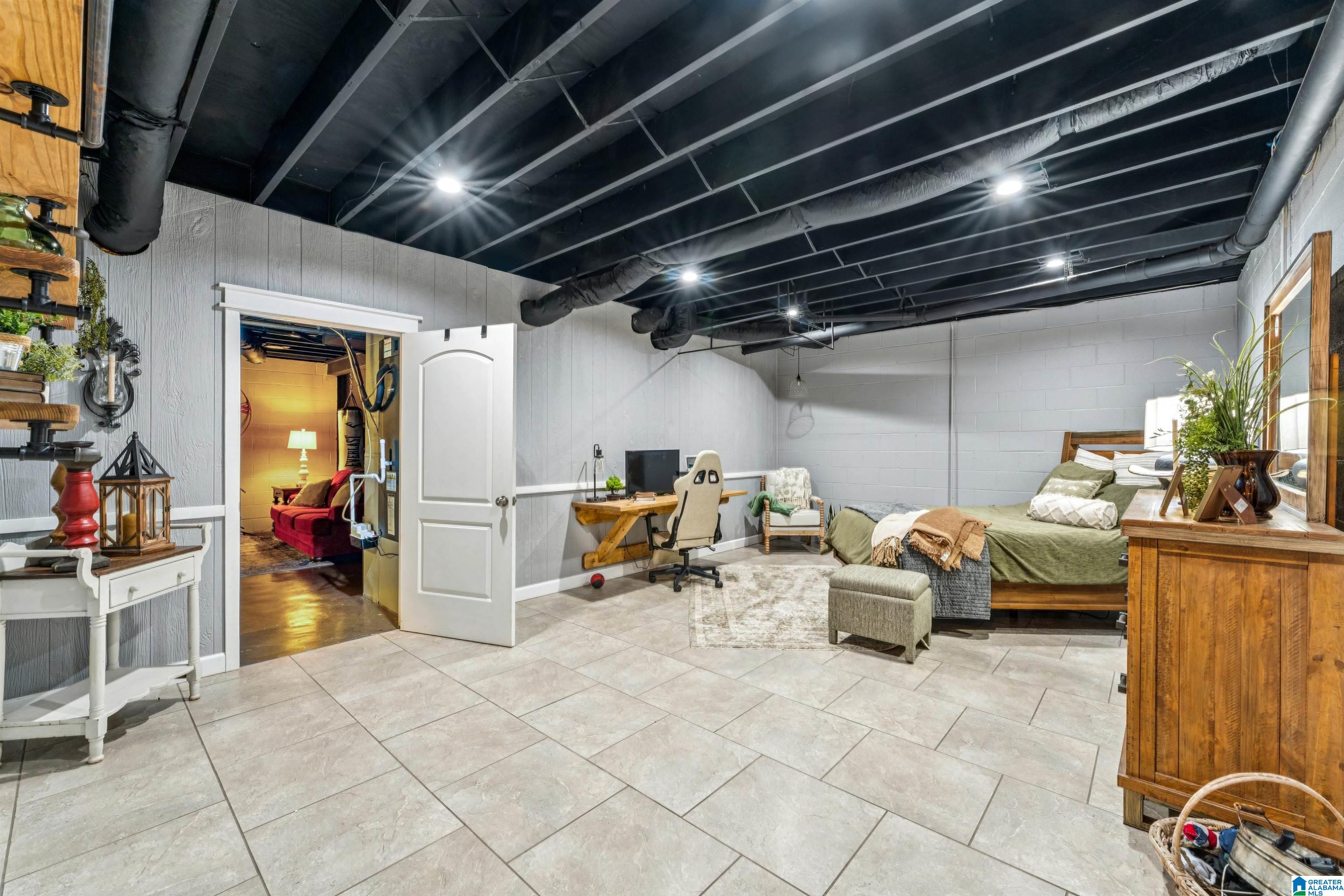 706 OAK VALLEY ROAD