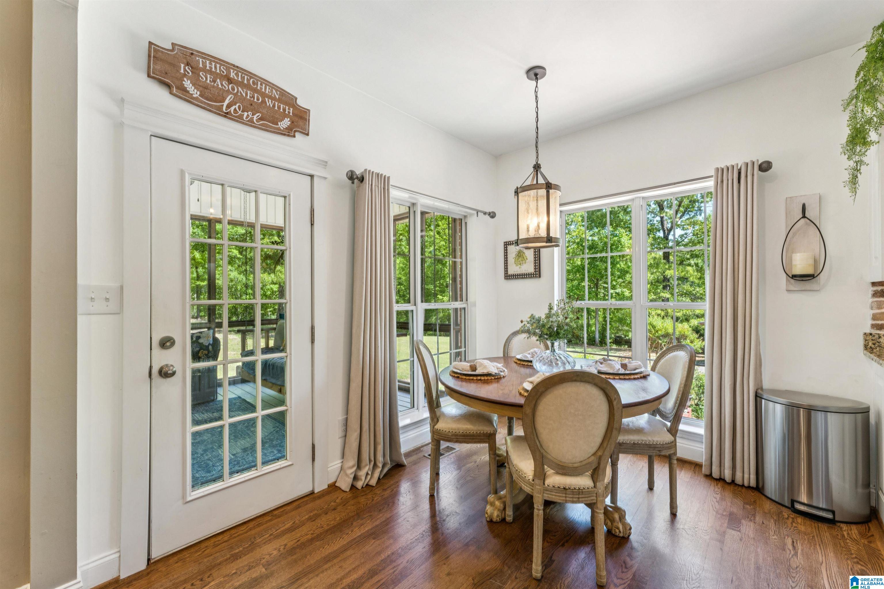 706 OAK VALLEY ROAD