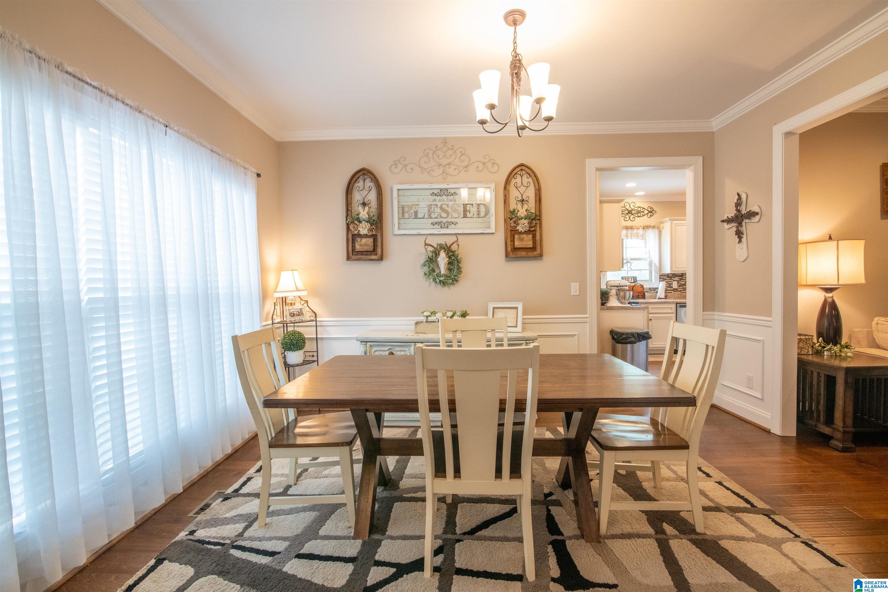 155 LAKESIDE DRIVE
