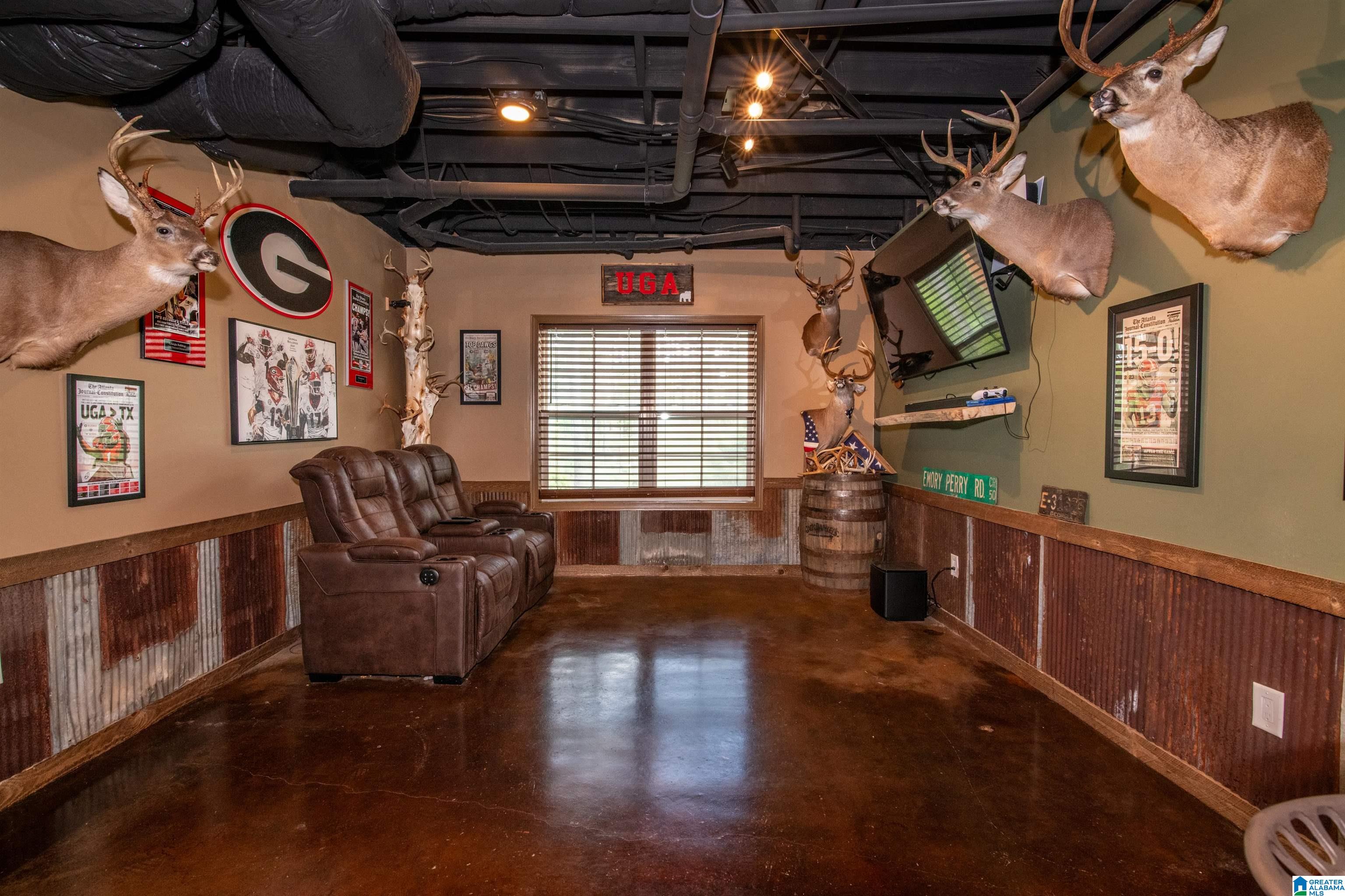155 LAKESIDE DRIVE