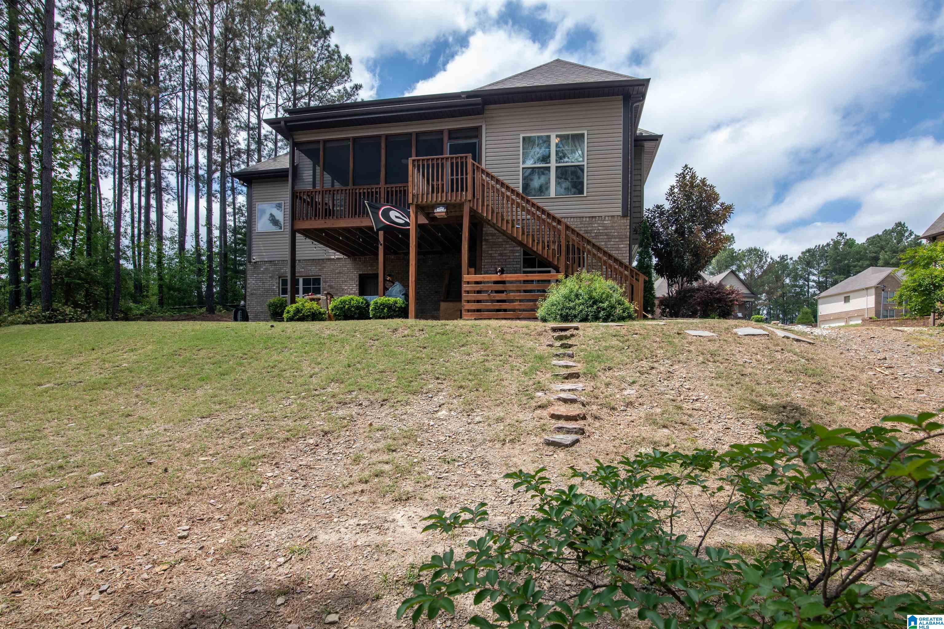 155 LAKESIDE DRIVE