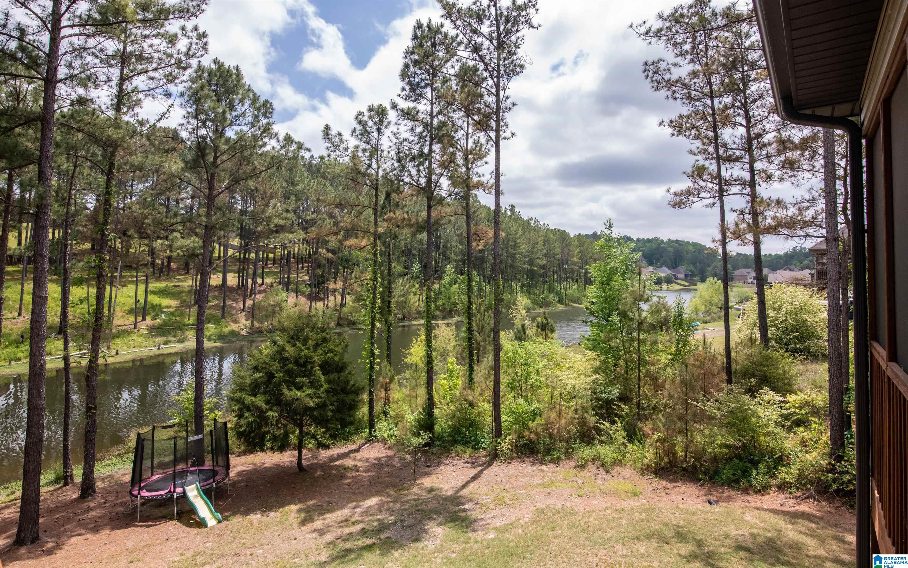 155 LAKESIDE DRIVE