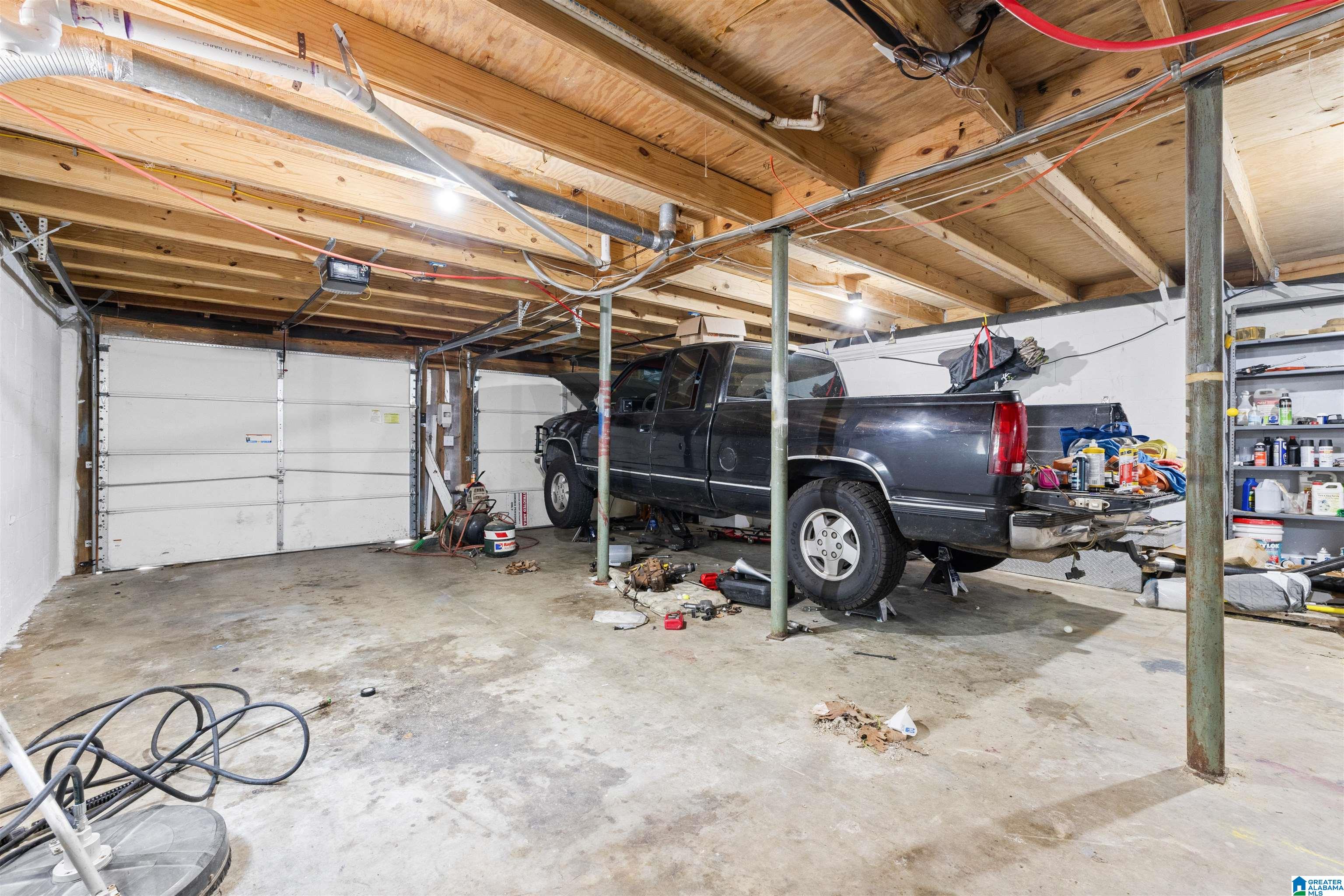 426 OAK RIDGE ROAD