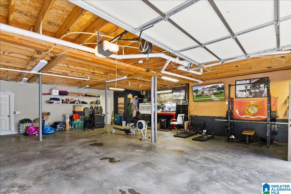 2186 CLAIRMONT DRIVE