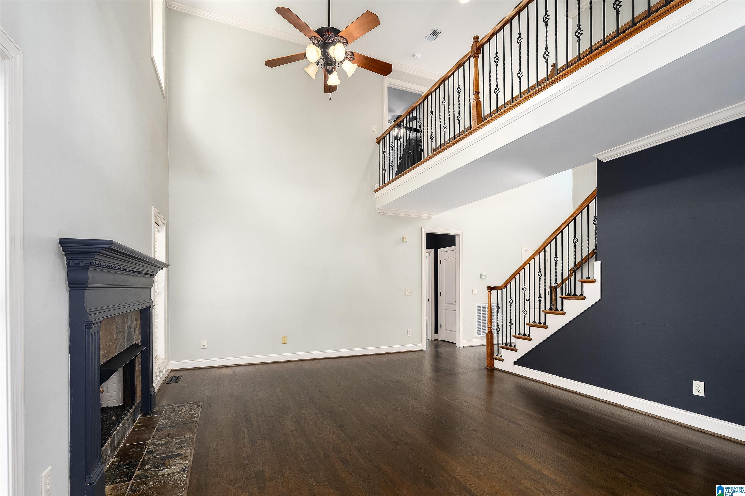 542 CODY CIRCLE