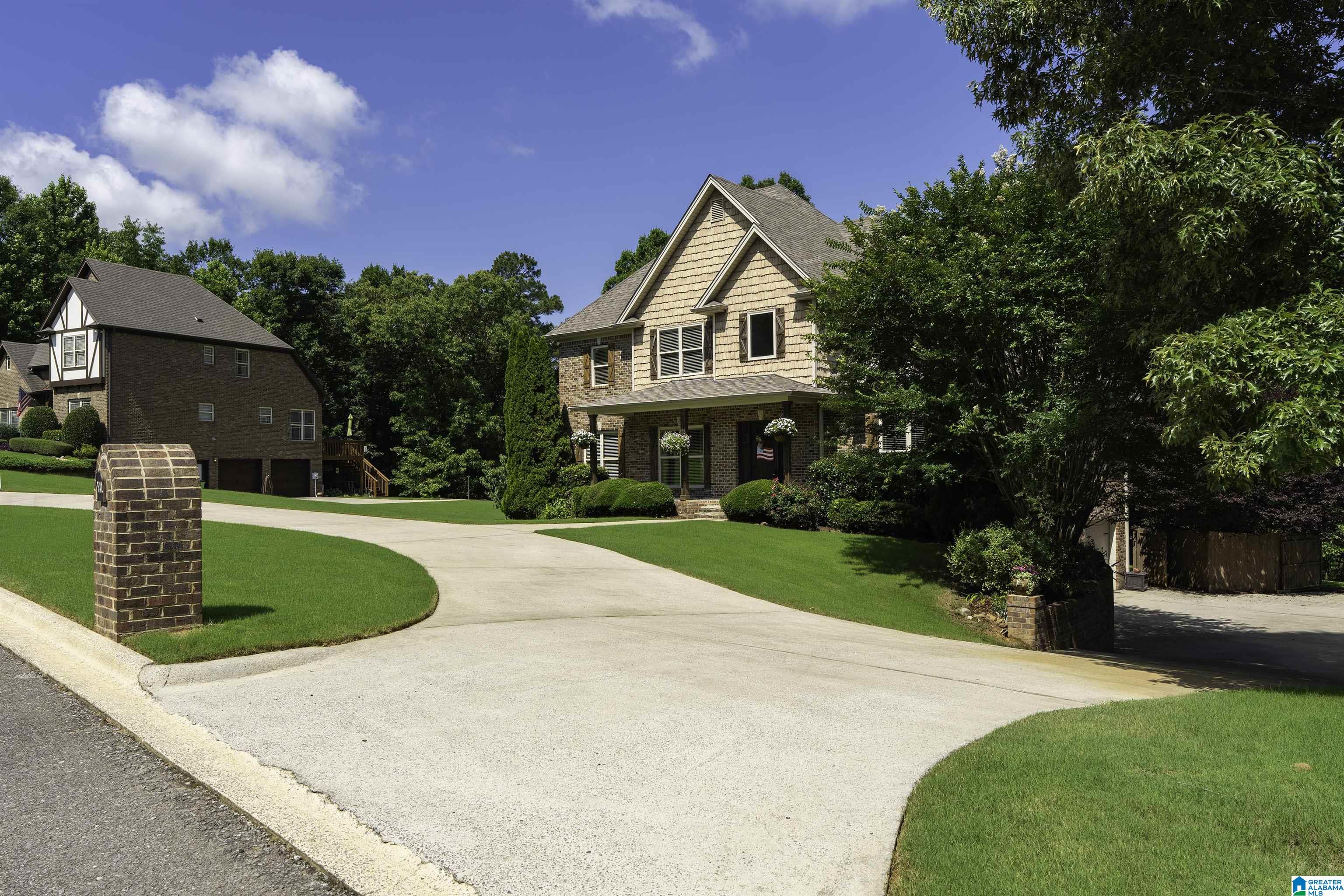 542 CODY CIRCLE