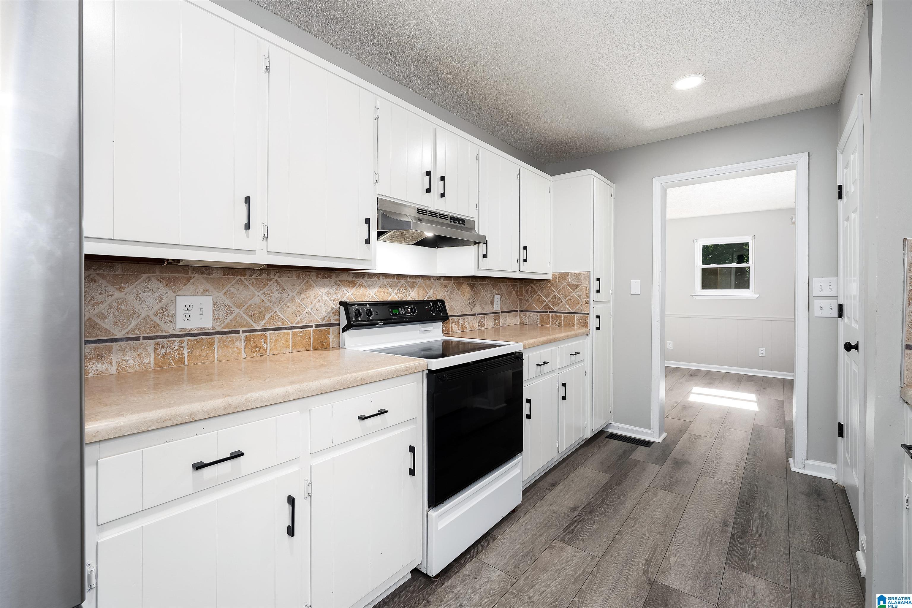 7145 CABIN LANE
