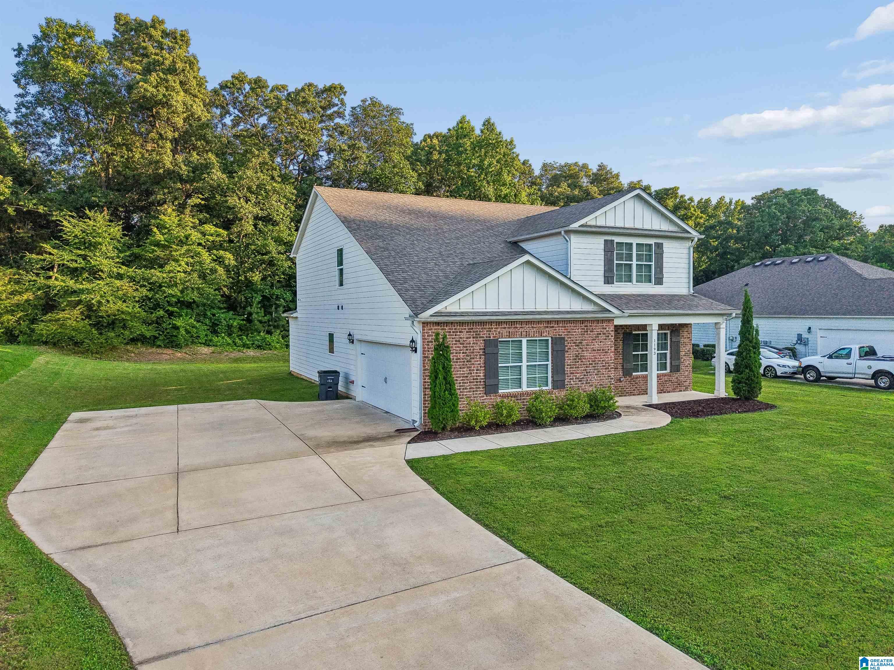 1193 MOUNTAIN LAUREL CIRCLE