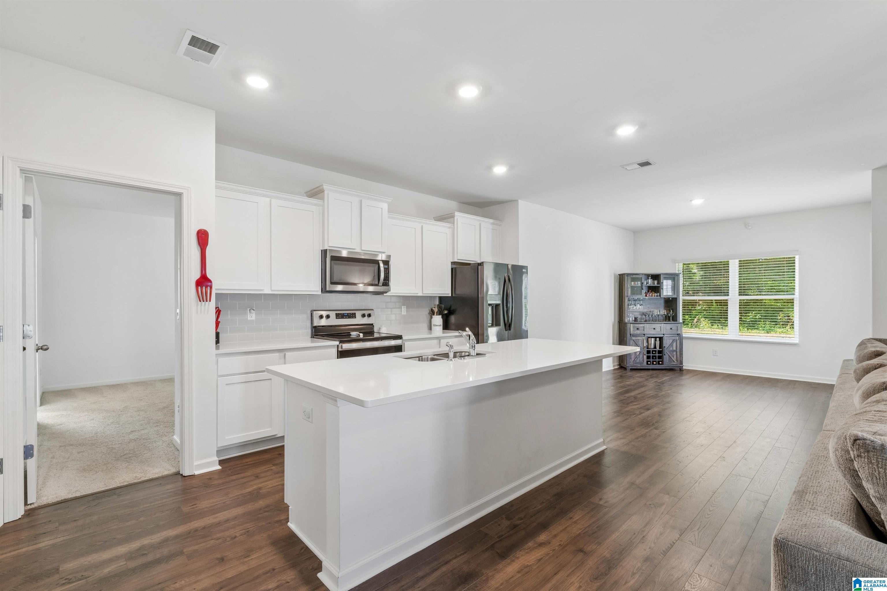 1193 MOUNTAIN LAUREL CIRCLE