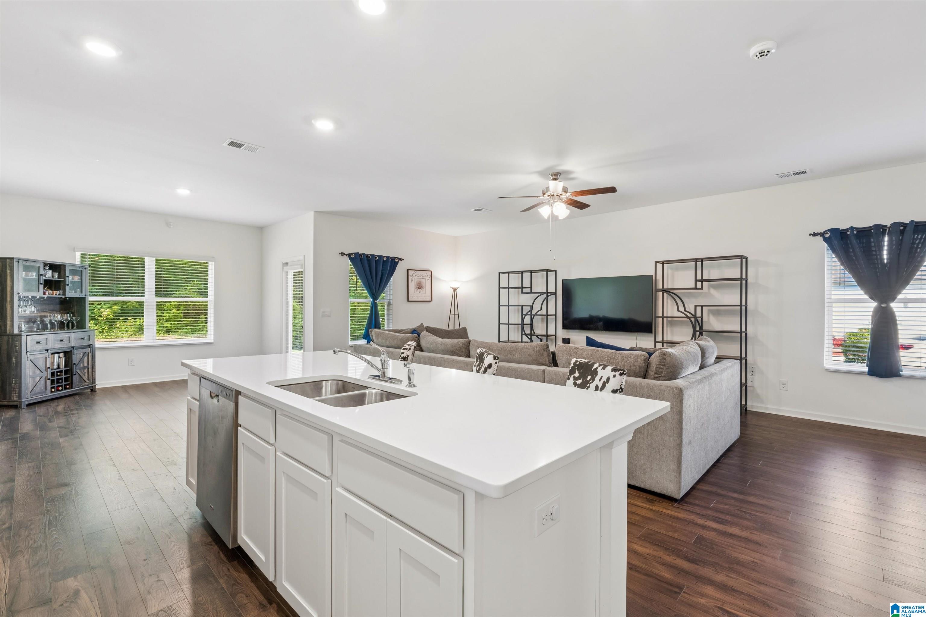 1193 MOUNTAIN LAUREL CIRCLE