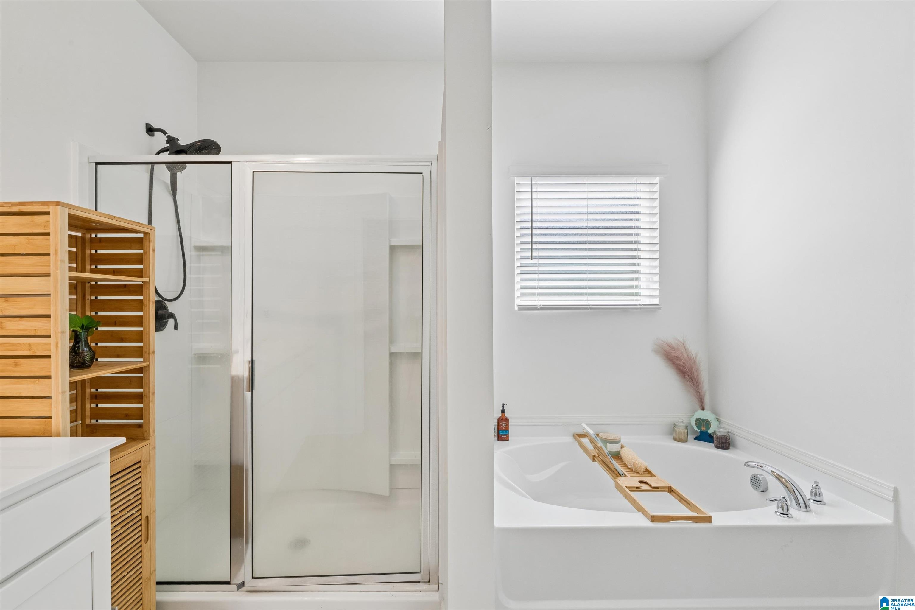 1193 MOUNTAIN LAUREL CIRCLE
