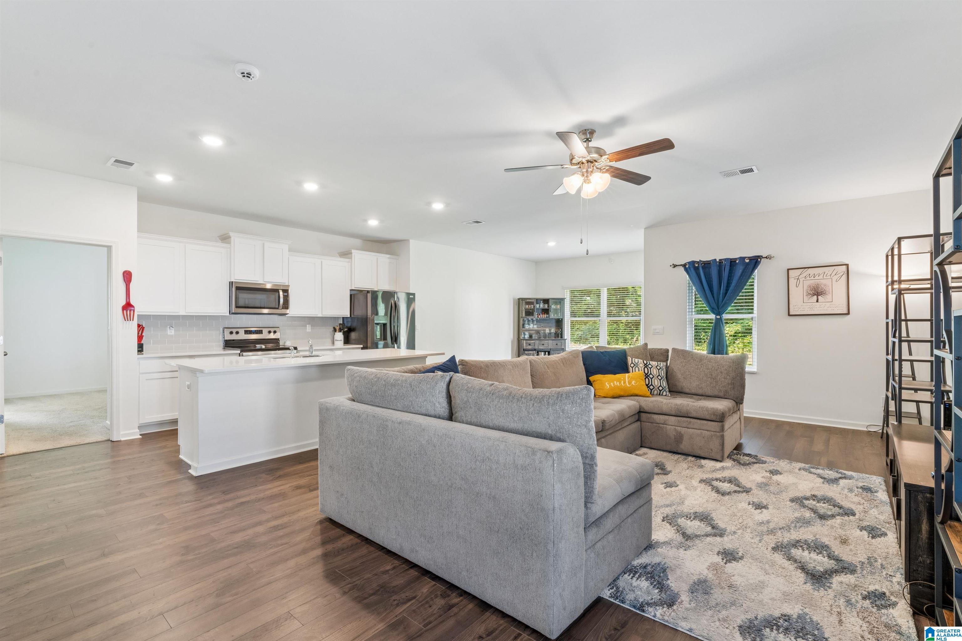 1193 MOUNTAIN LAUREL CIRCLE