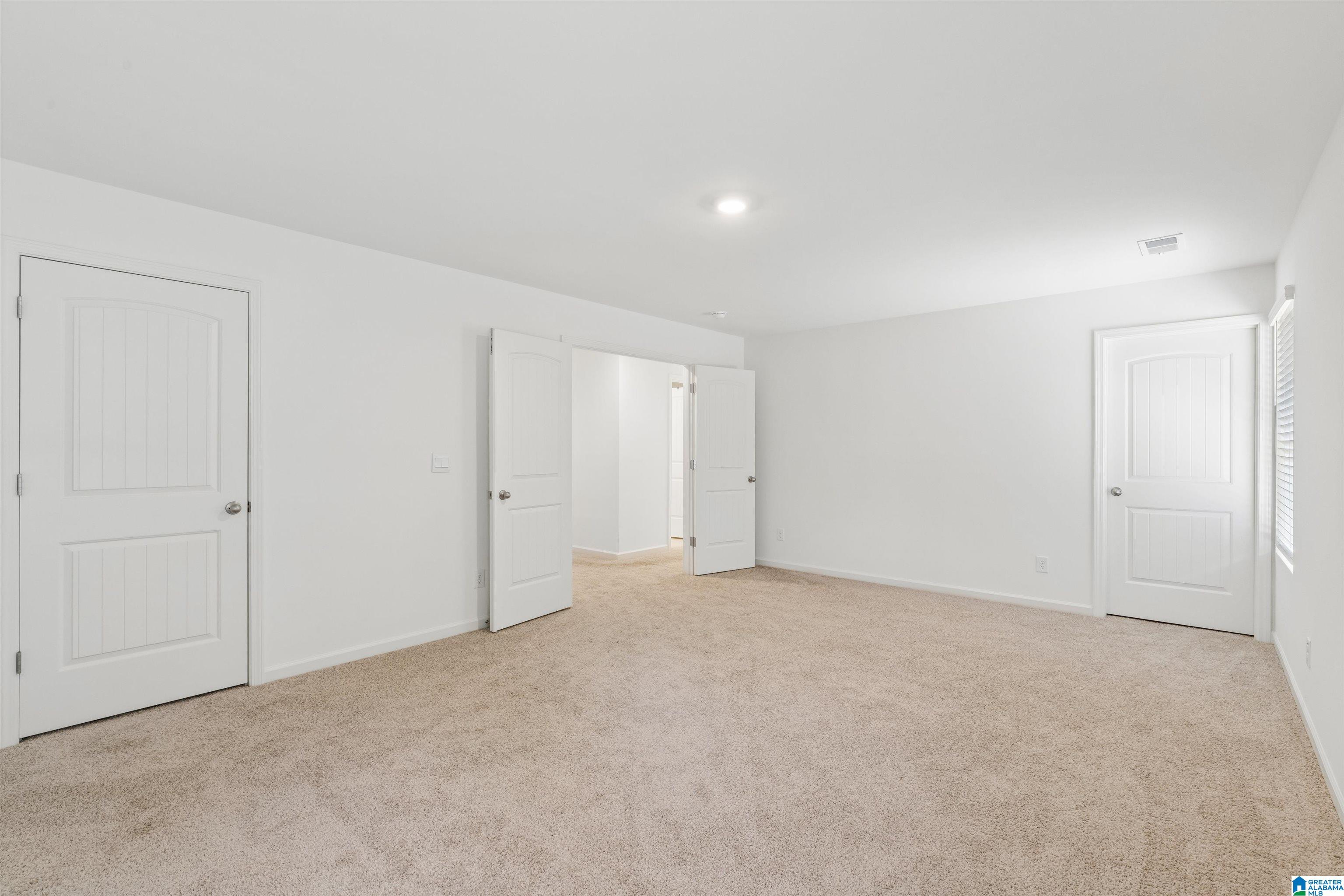 1193 MOUNTAIN LAUREL CIRCLE