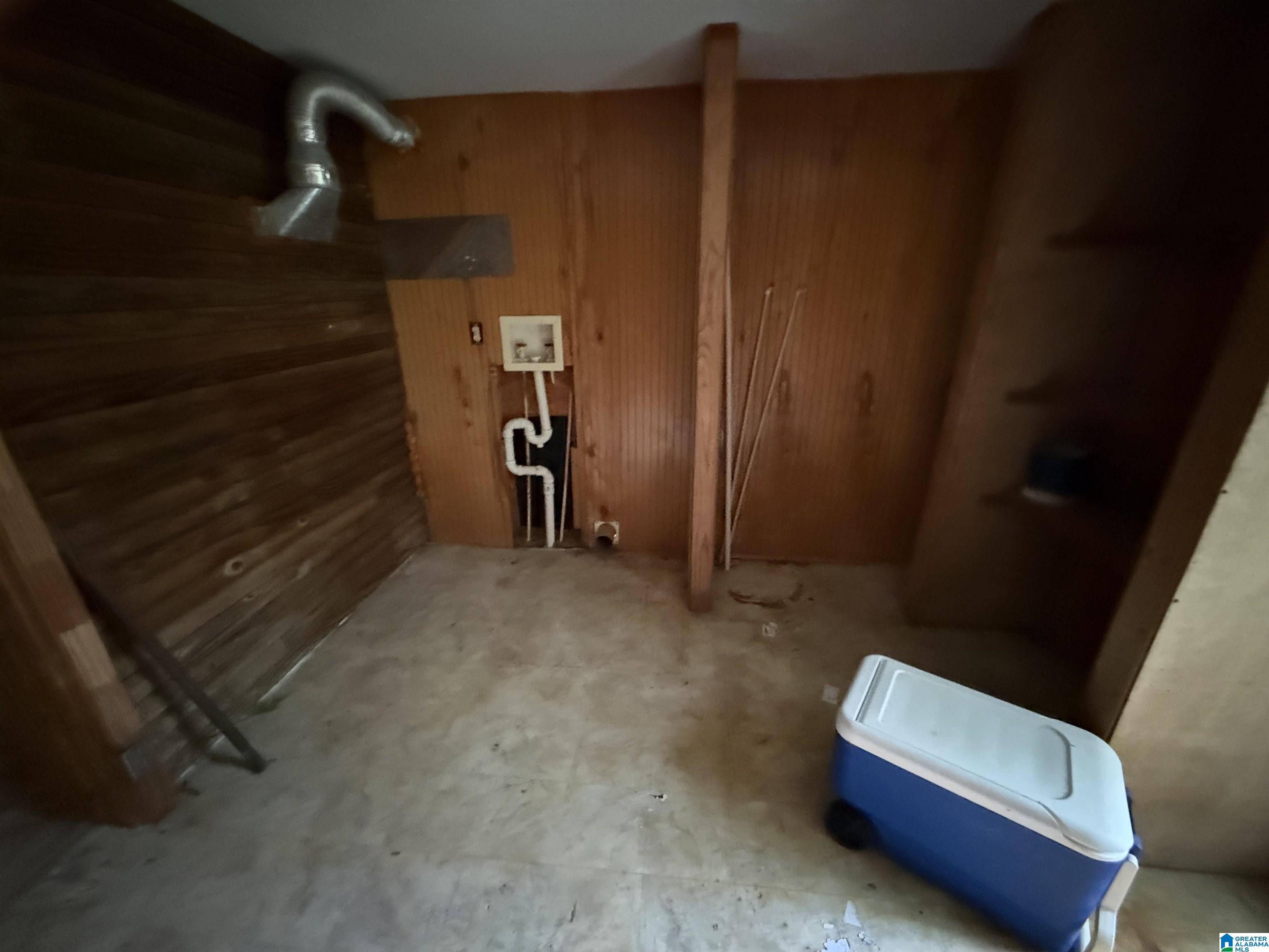 315 RED OAK DRIVE