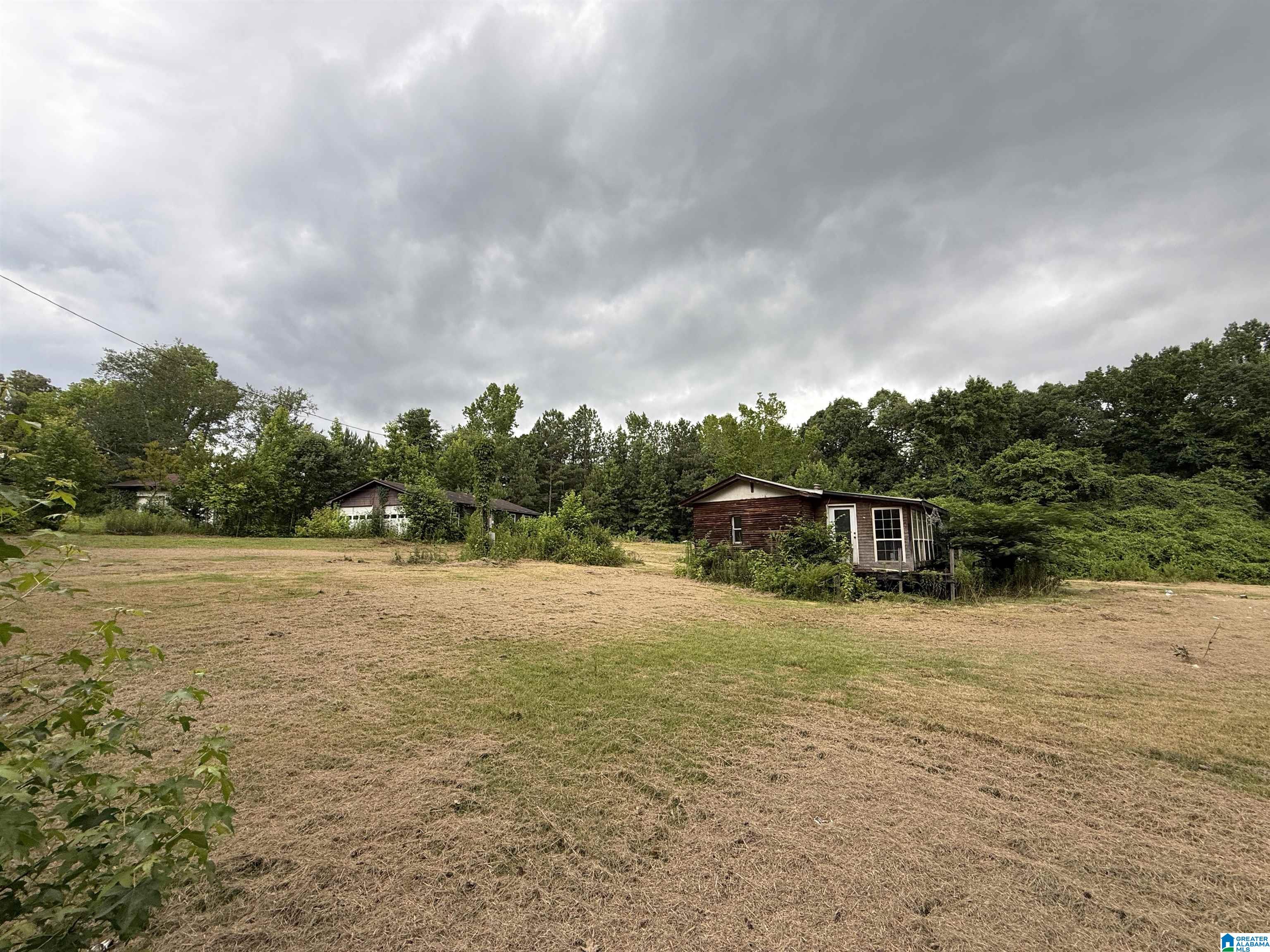 315 RED OAK DRIVE