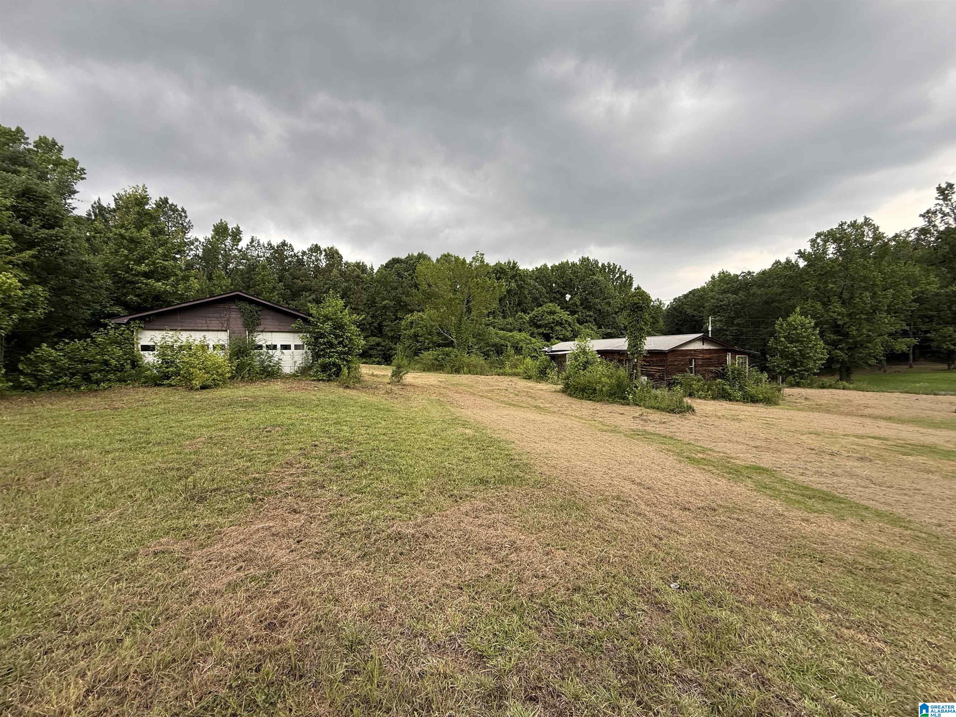 315 RED OAK DRIVE