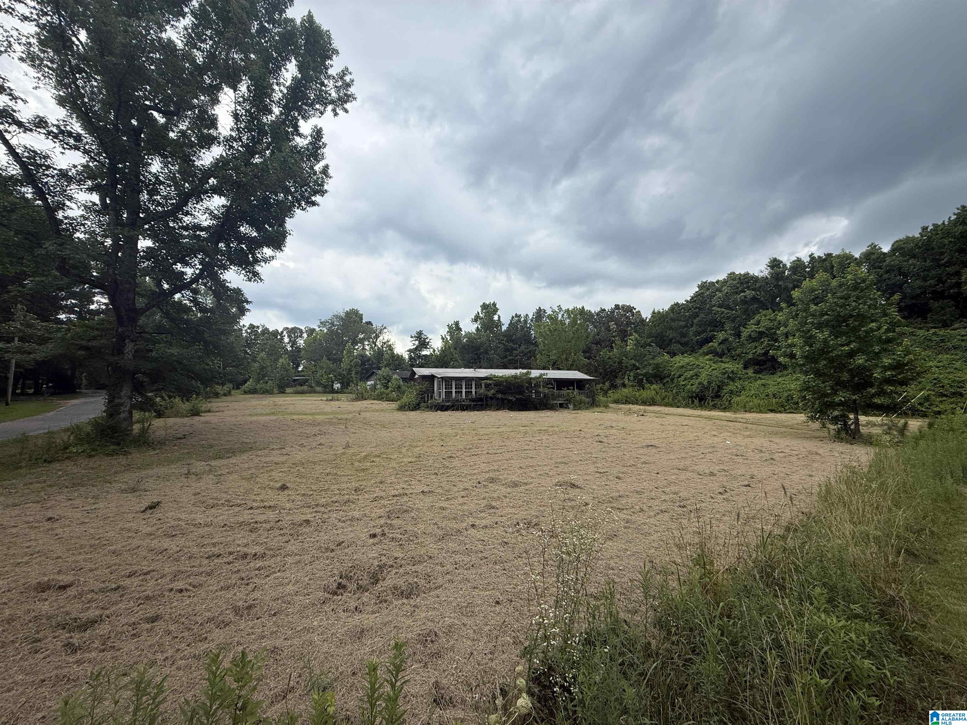 315 RED OAK DRIVE