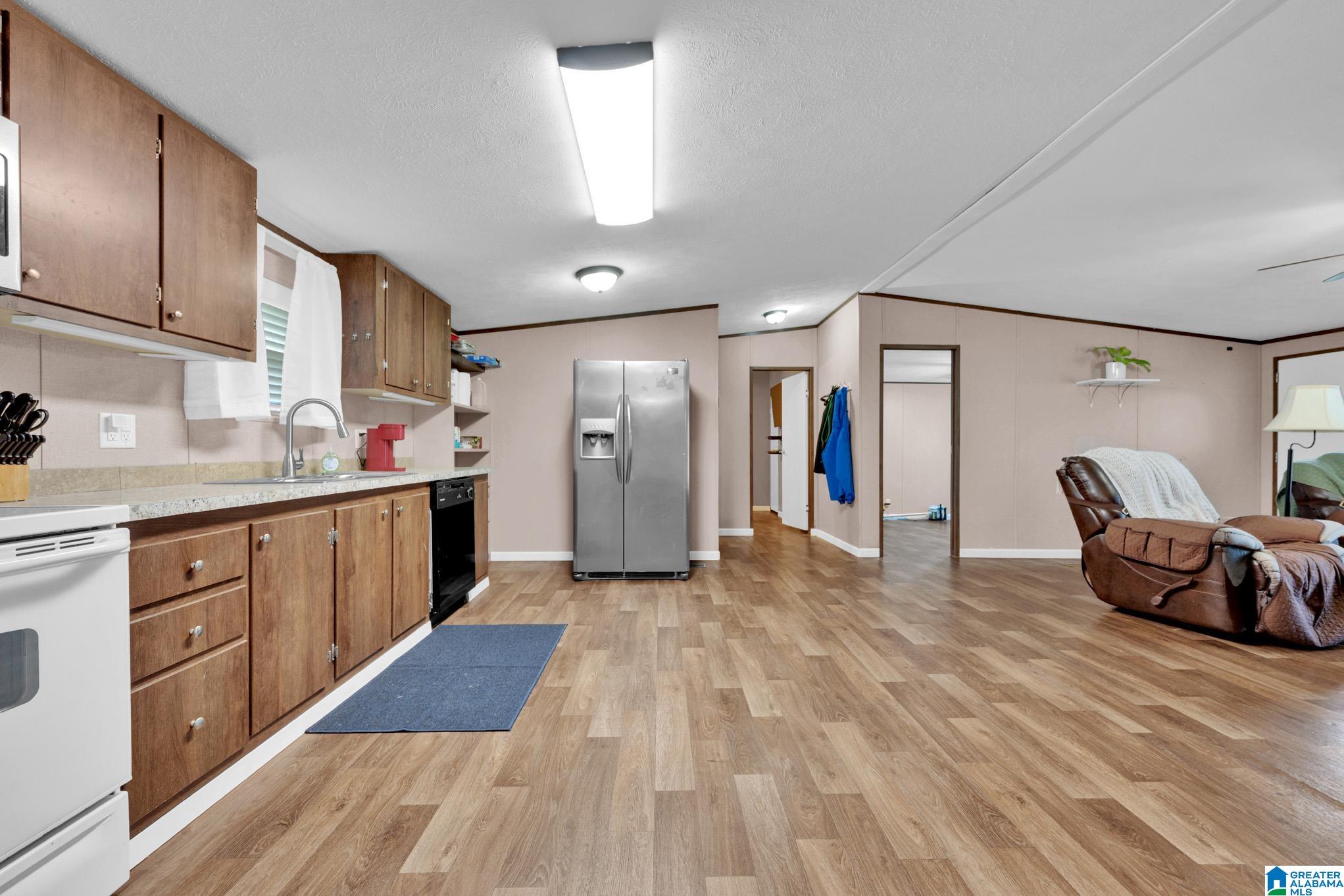855 CHERRYWOOD COURT