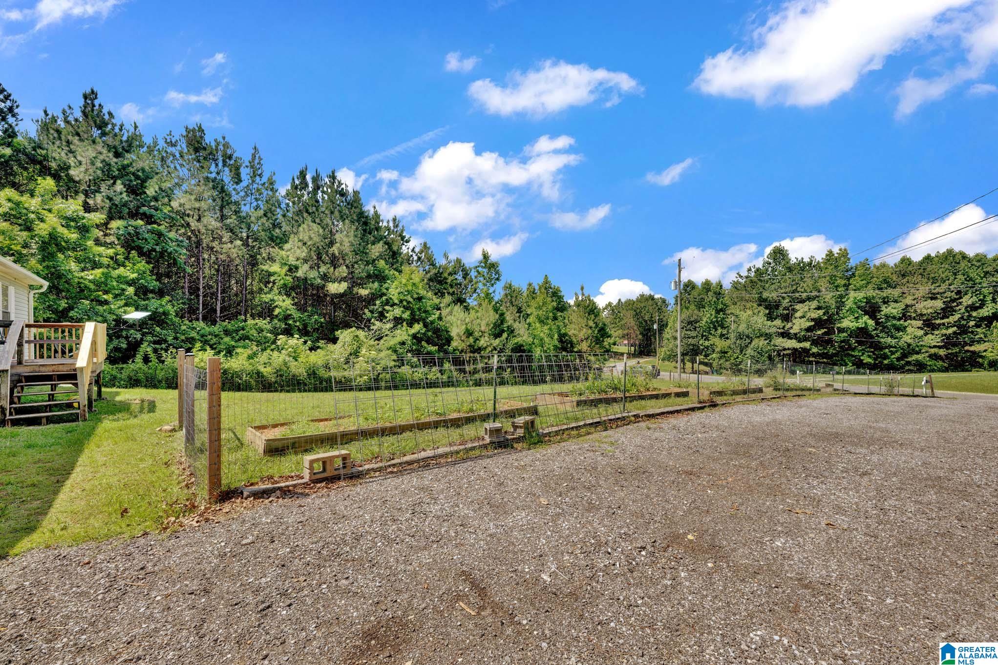 855 CHERRYWOOD COURT