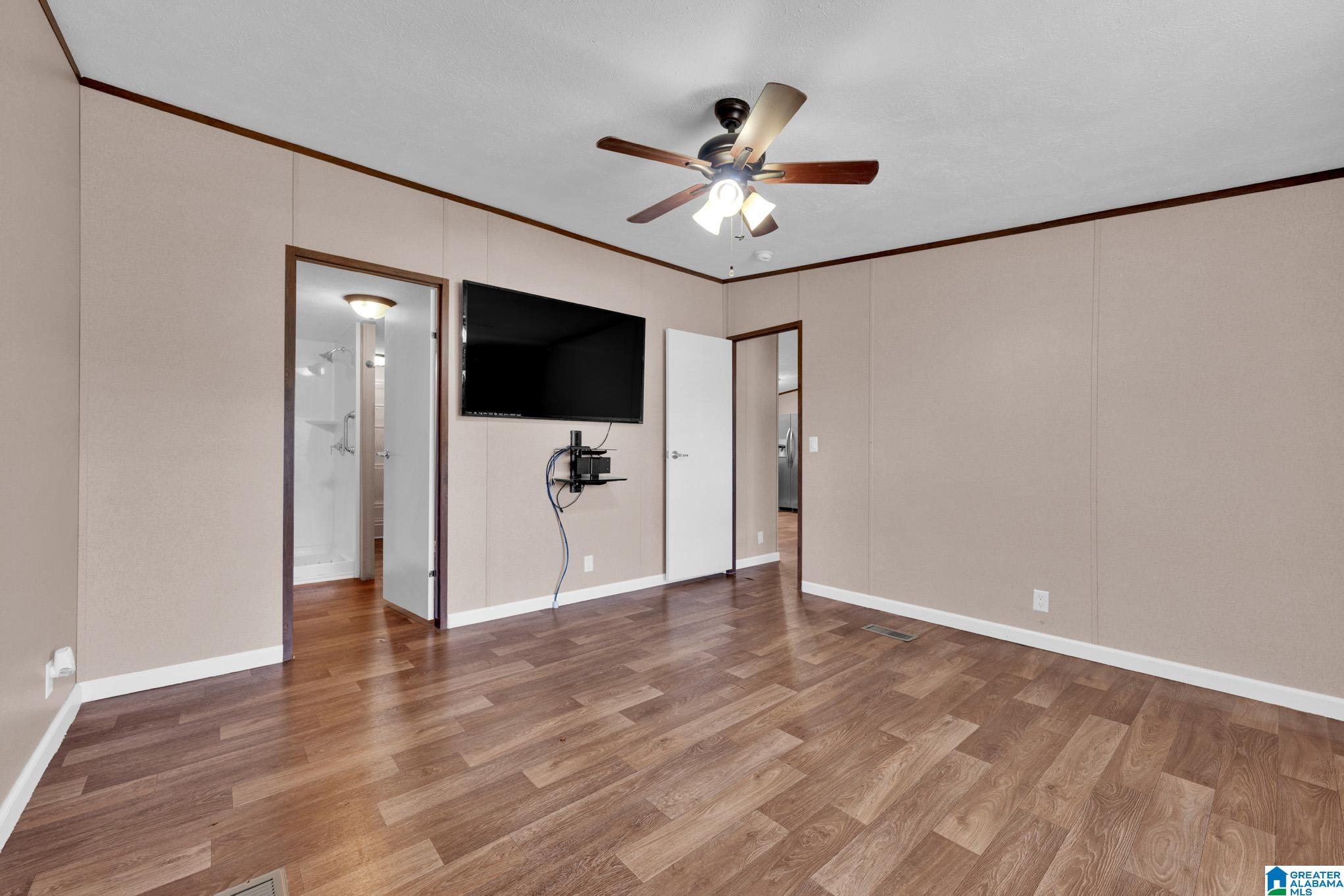 855 CHERRYWOOD COURT