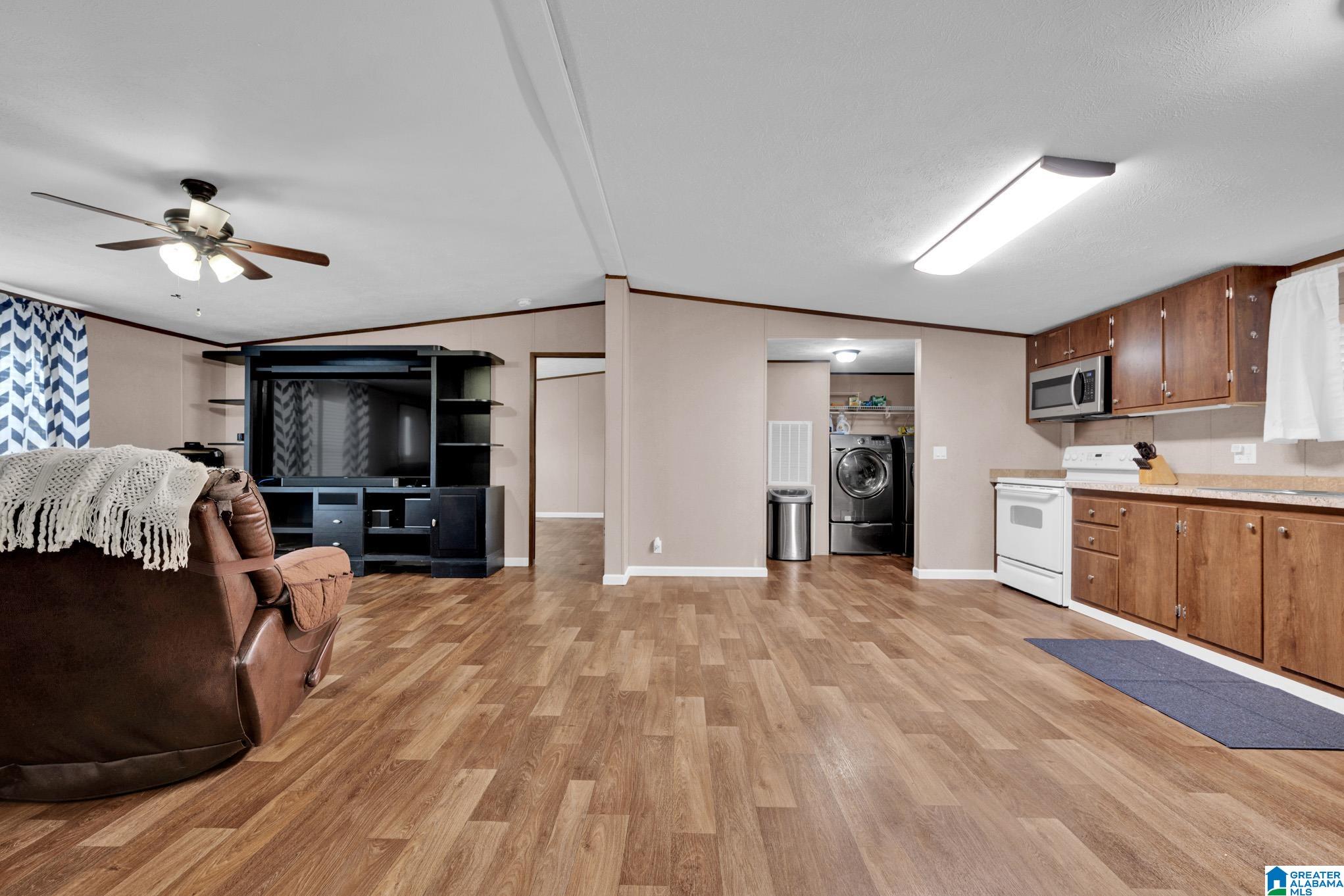 855 CHERRYWOOD COURT