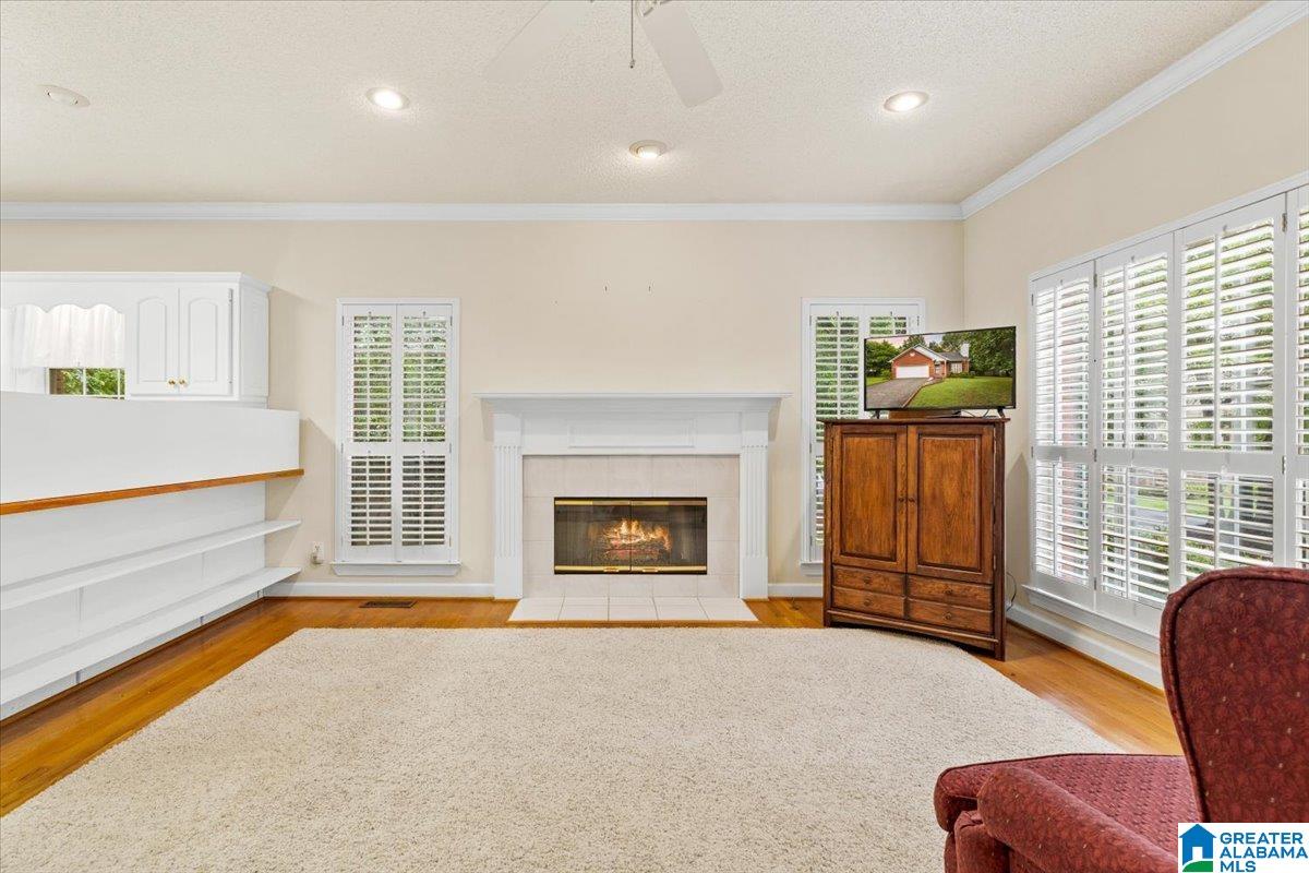 4024 CHRISTOPHER DRIVE