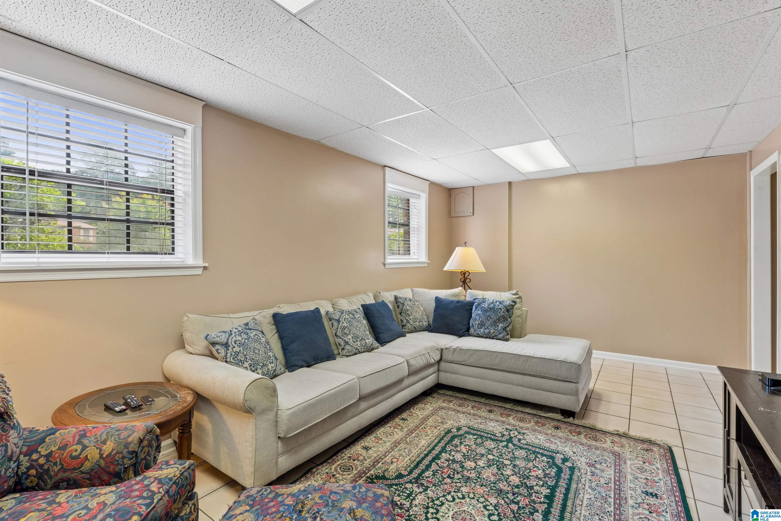 609 CHEROKEE CIRCLE
