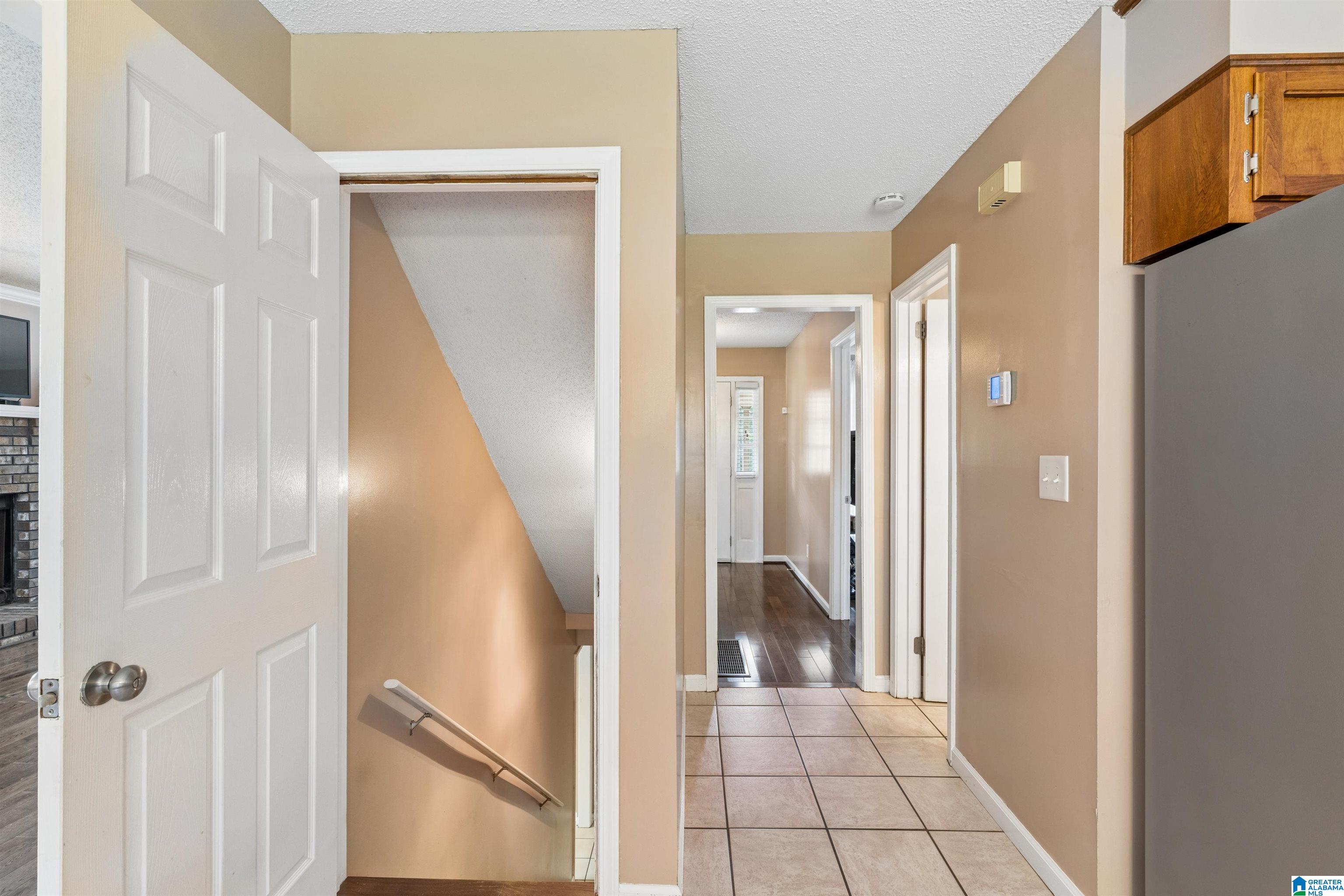 609 CHEROKEE CIRCLE