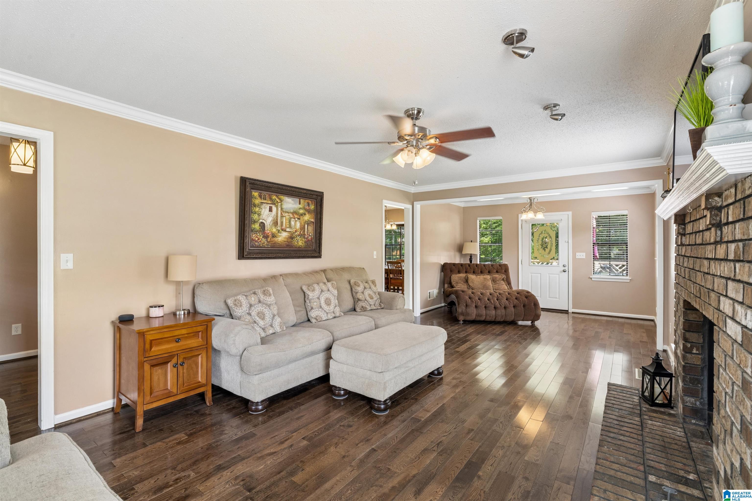 609 CHEROKEE CIRCLE