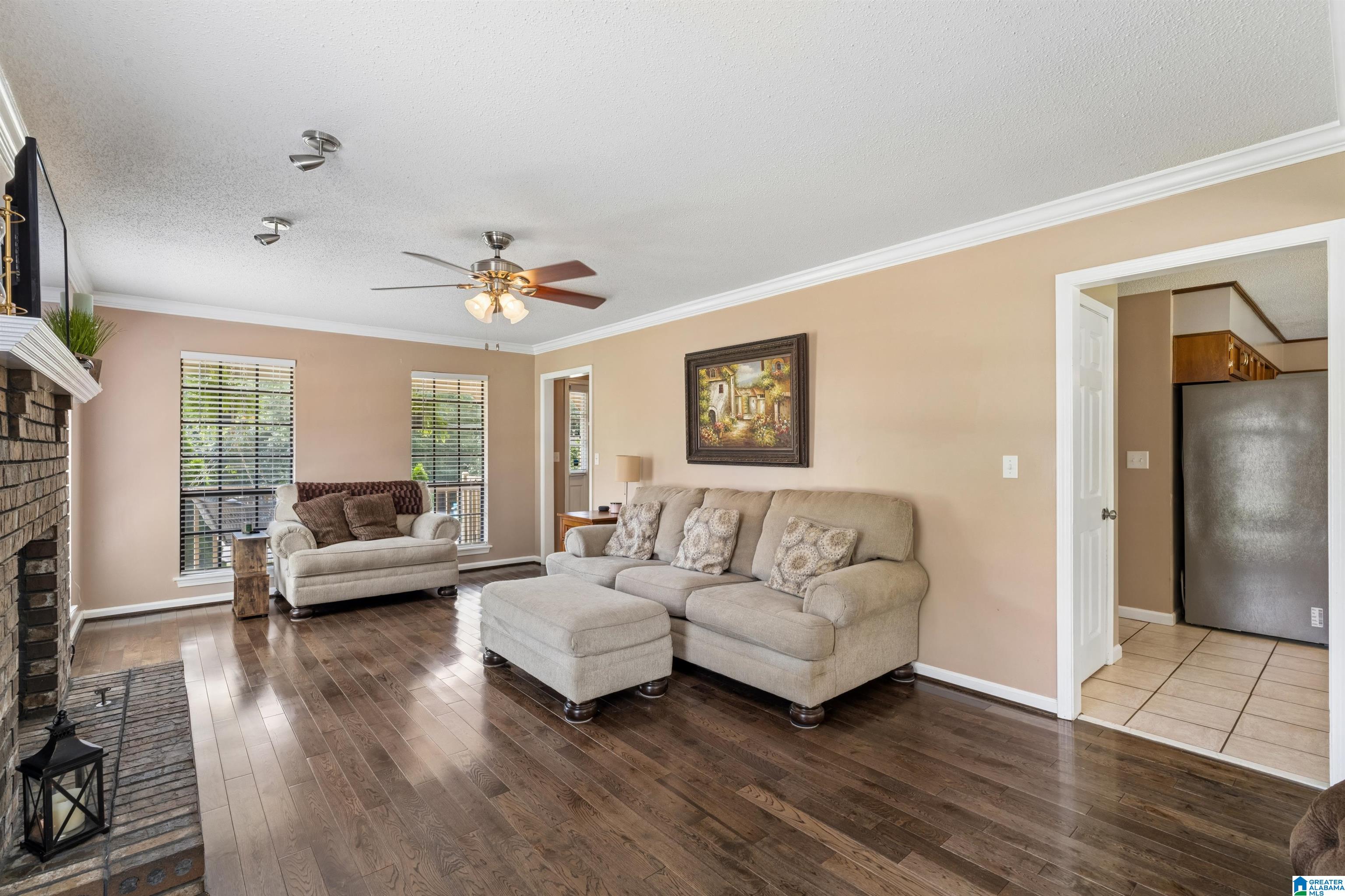 609 CHEROKEE CIRCLE