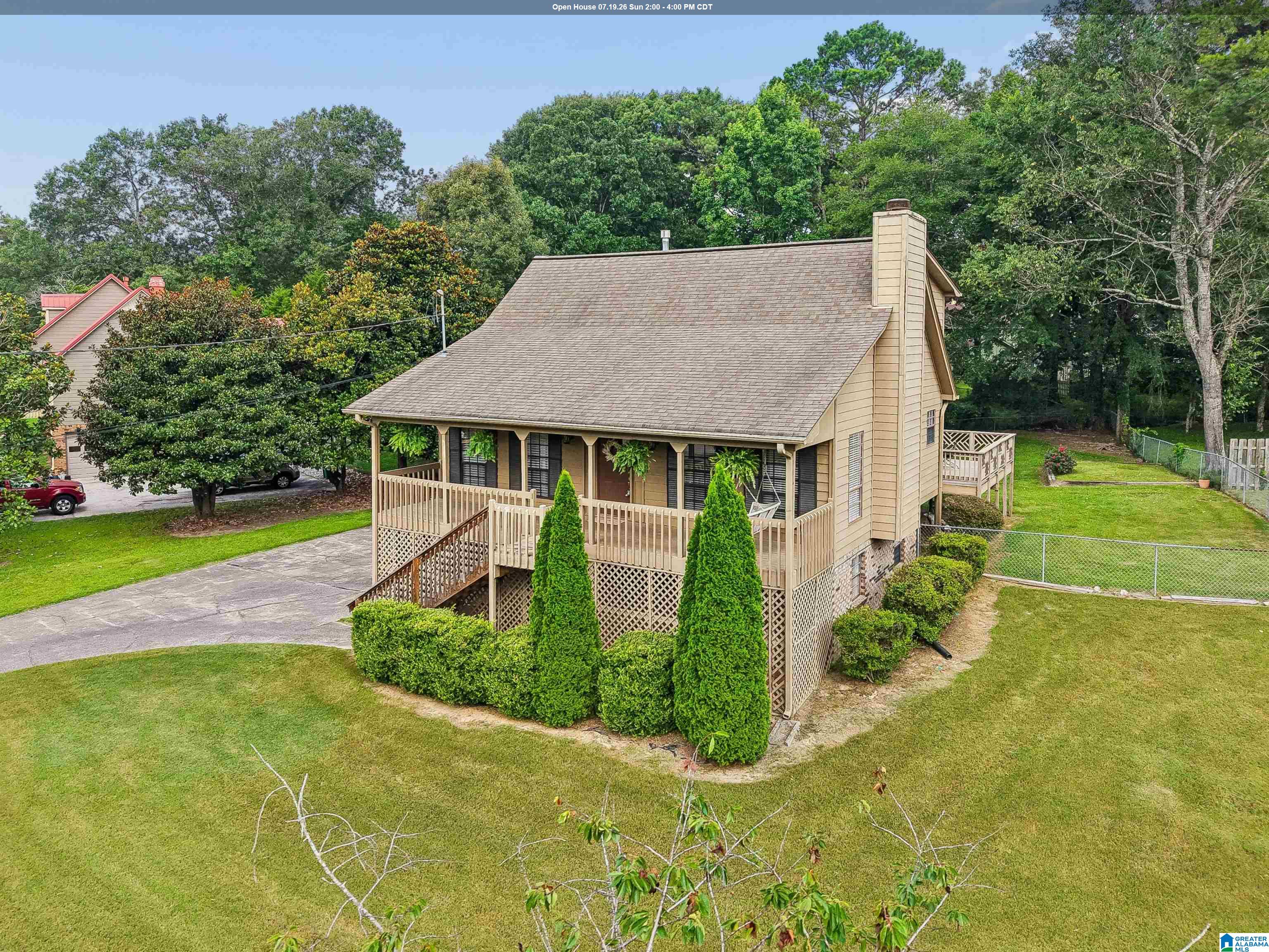 609 CHEROKEE CIRCLE