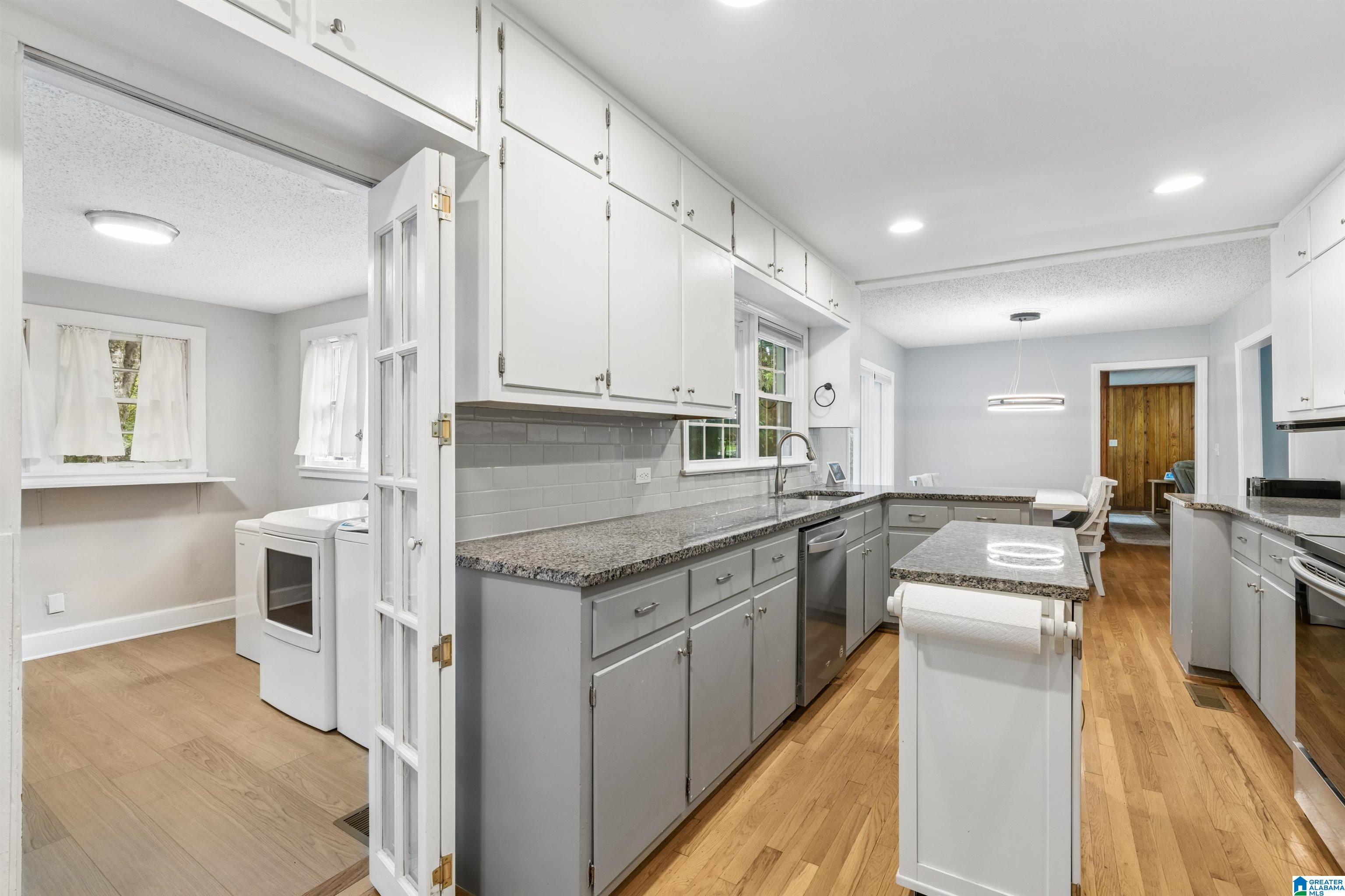 1249 NORMAN DRIVE