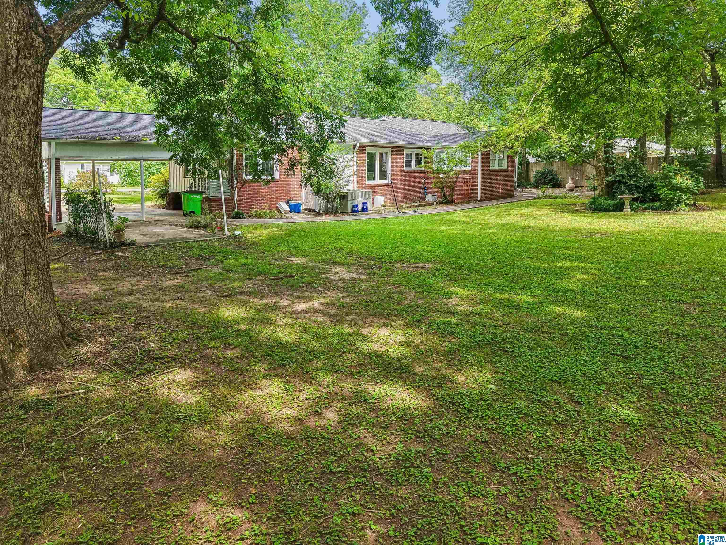 1249 NORMAN DRIVE