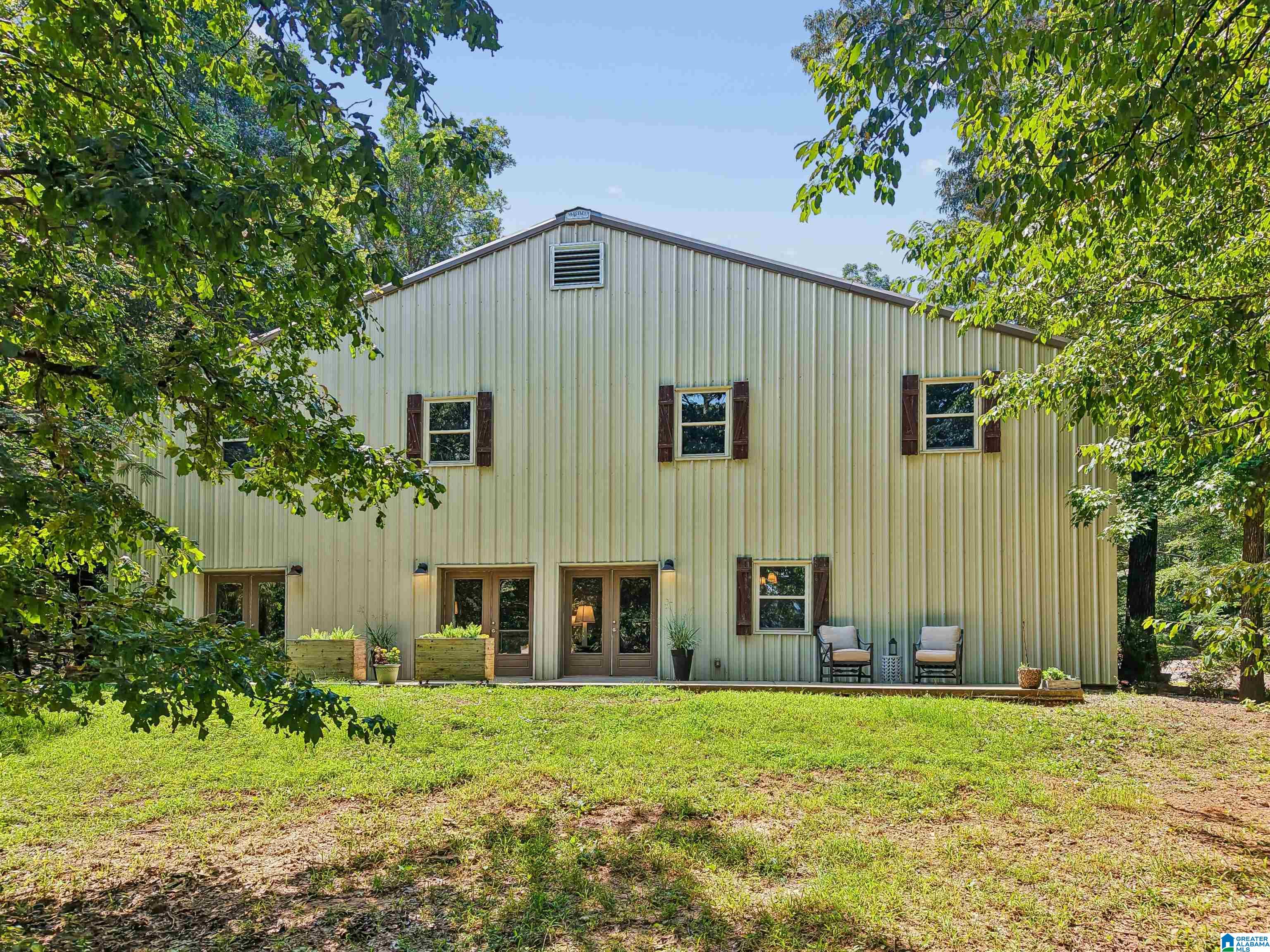 1961 MOUNTAIN VIEW ROAD