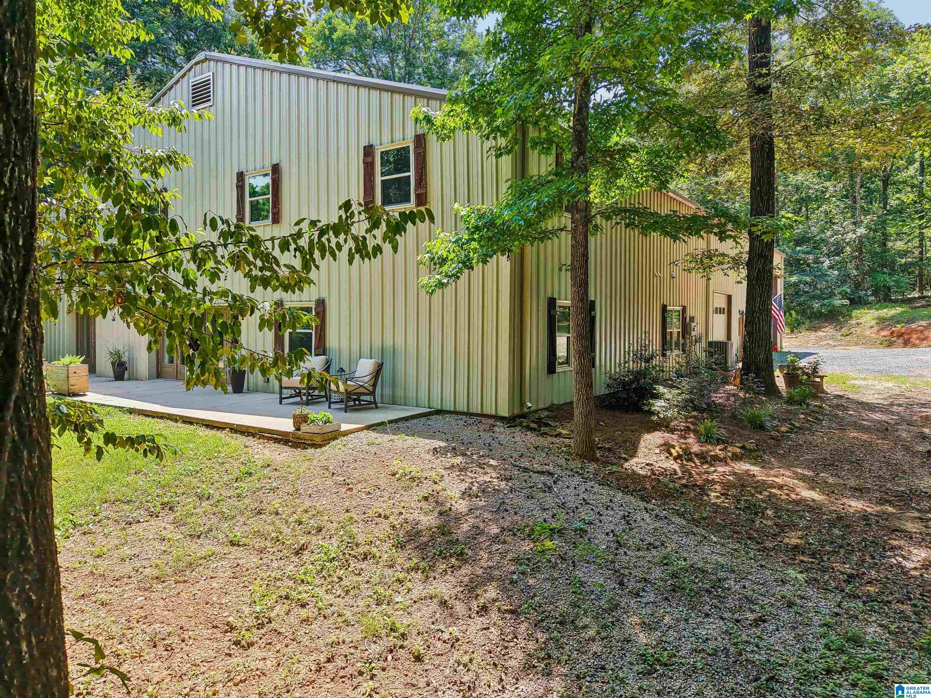 1961 MOUNTAIN VIEW ROAD