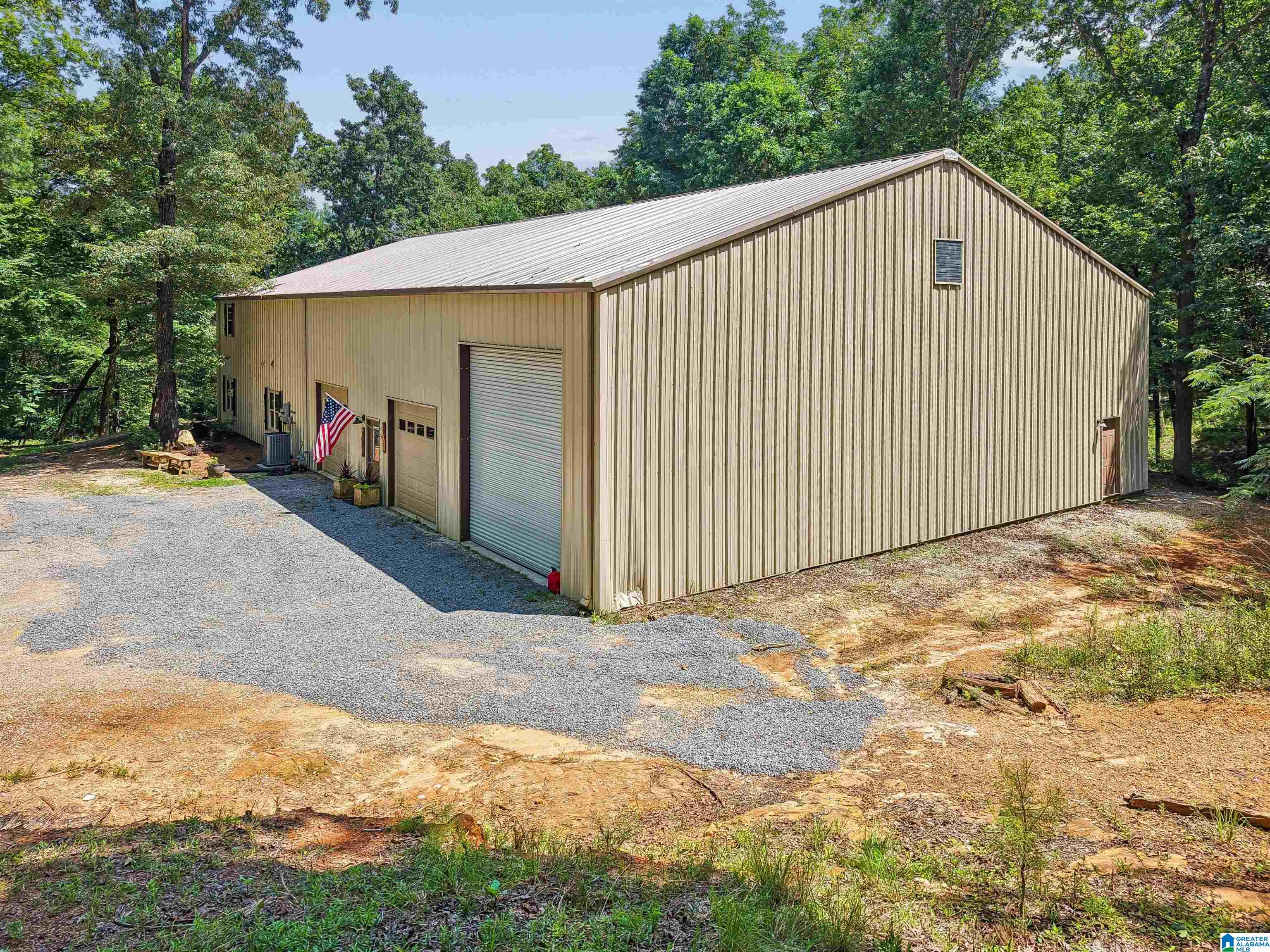 1961 MOUNTAIN VIEW ROAD