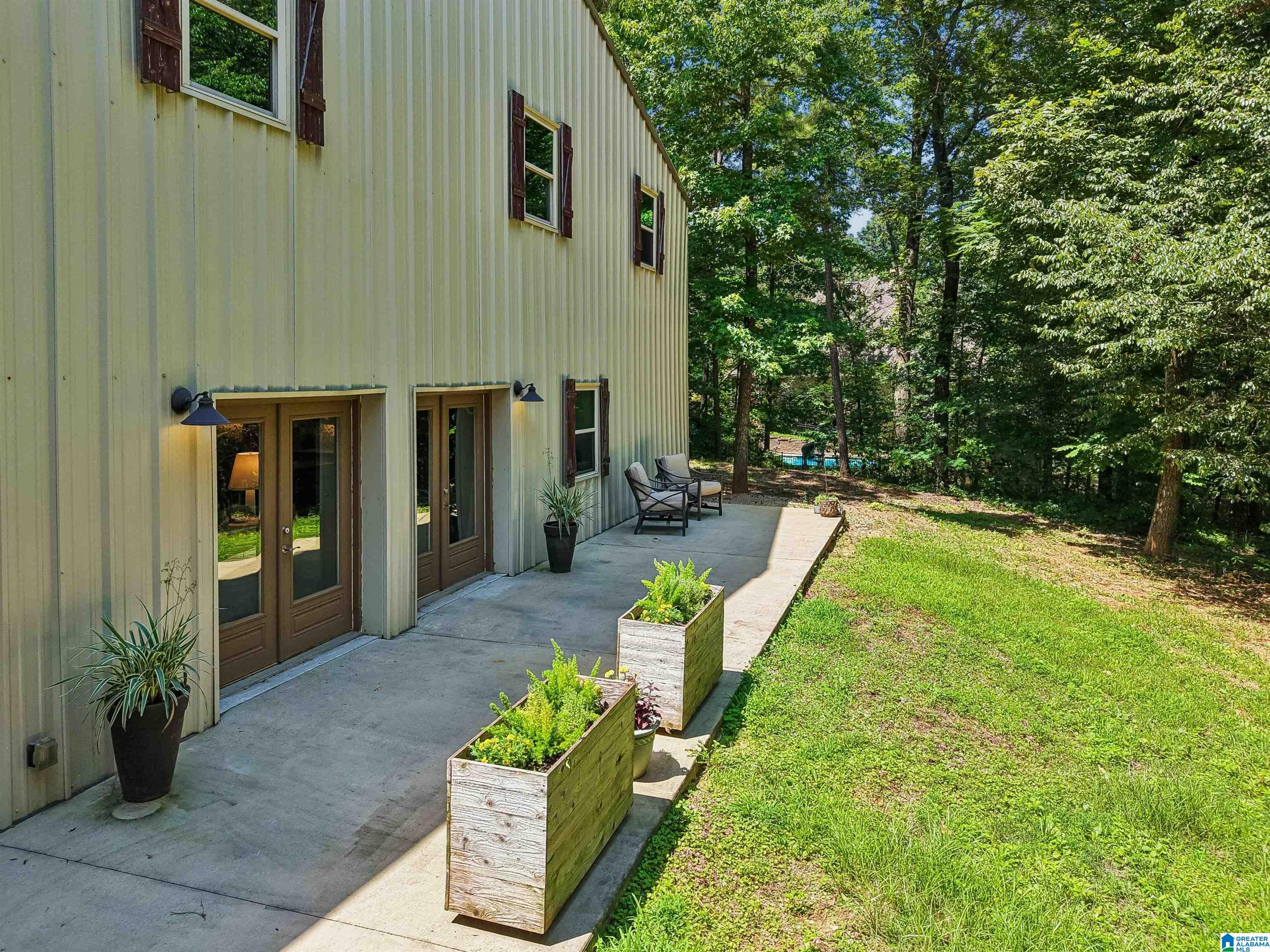 1961 MOUNTAIN VIEW ROAD