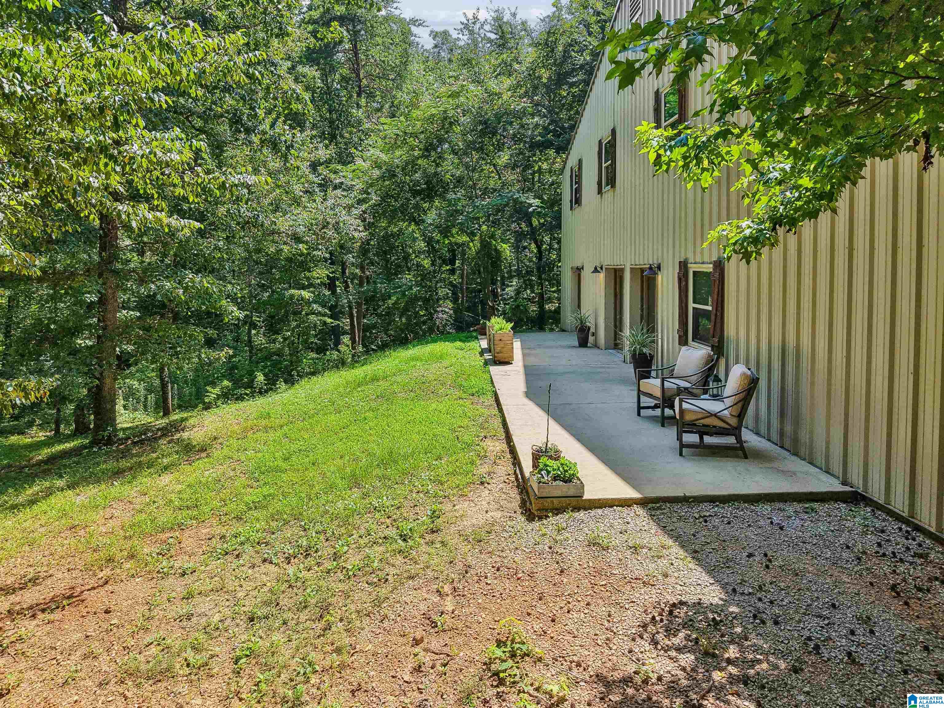 1961 MOUNTAIN VIEW ROAD